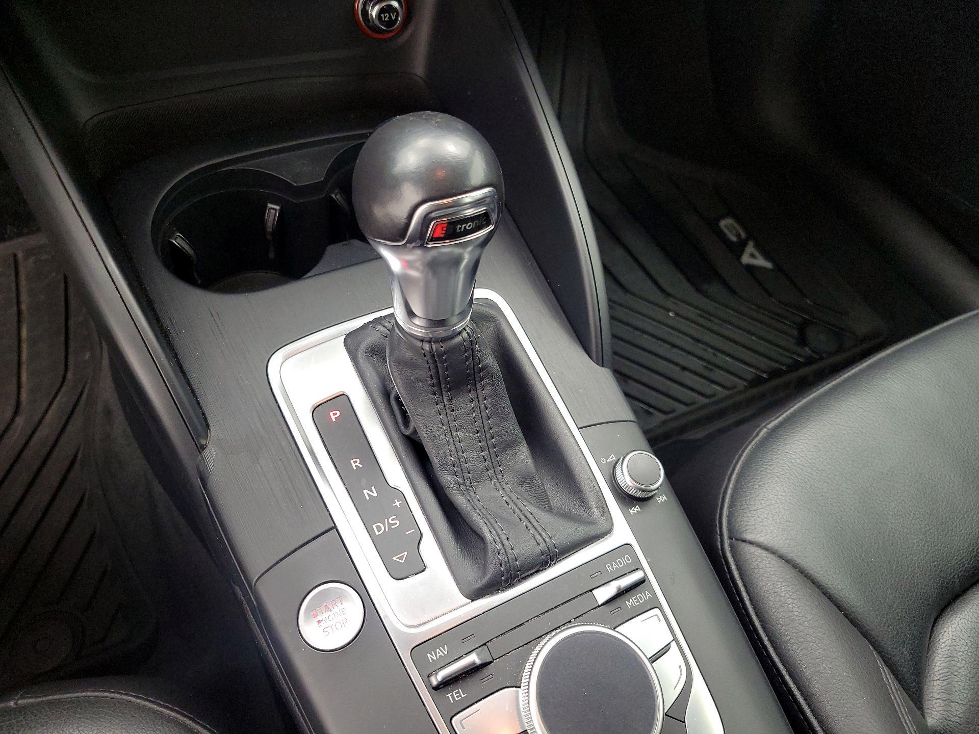 Thumbnail: 2015 Audi A3 - 16