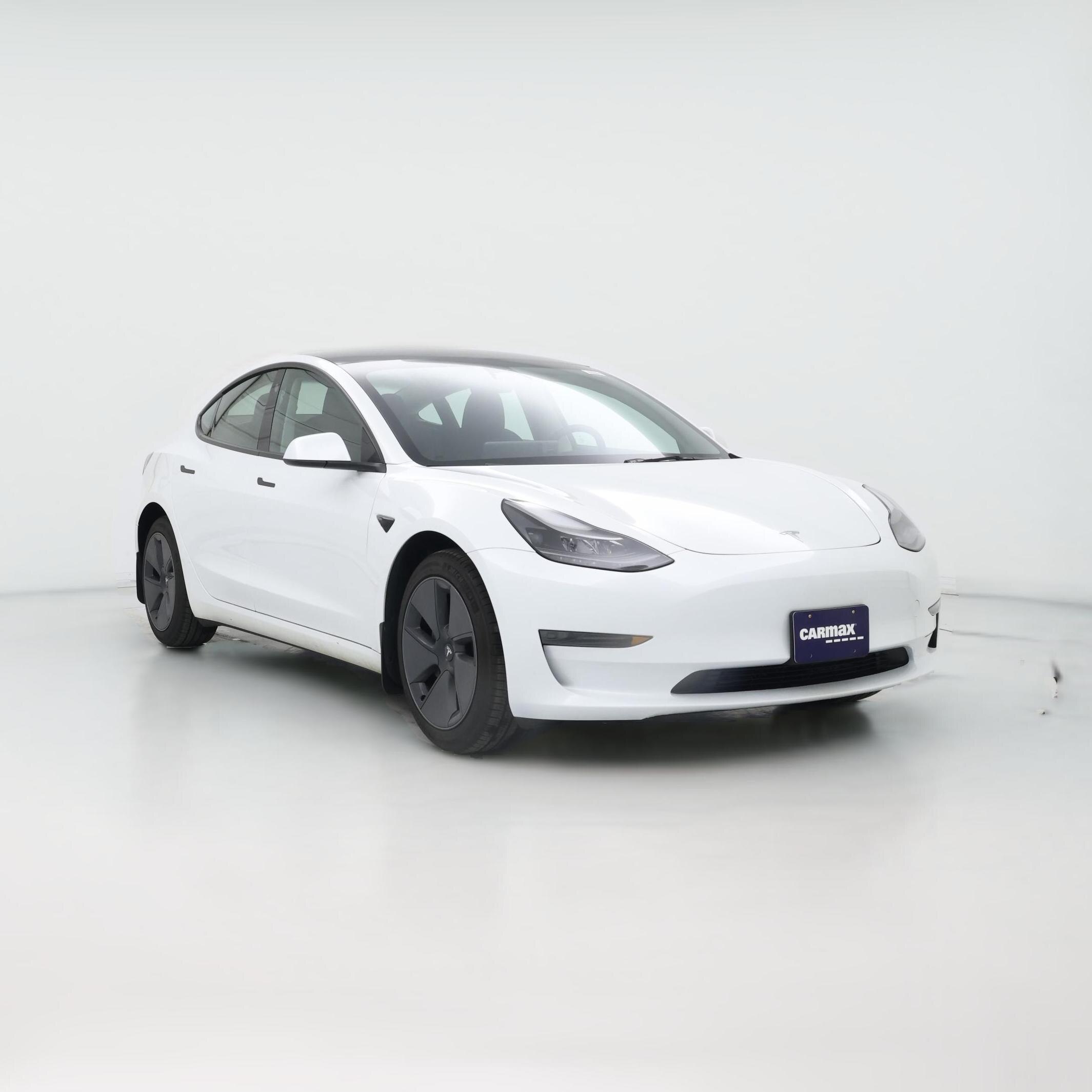 Thumbnail: 2023 Tesla Model 3 - 1