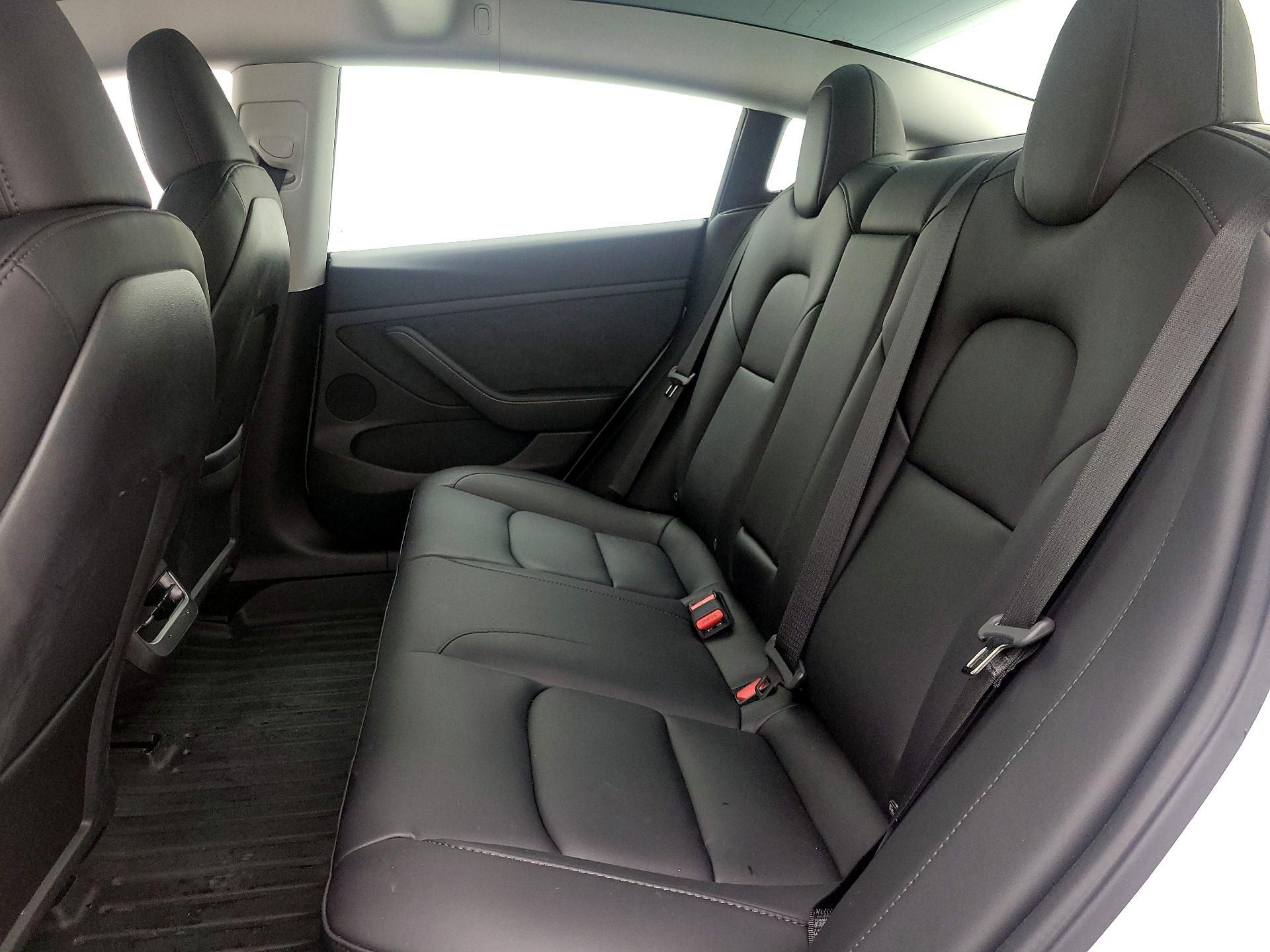 Thumbnail: 2023 Tesla Model 3 - 18