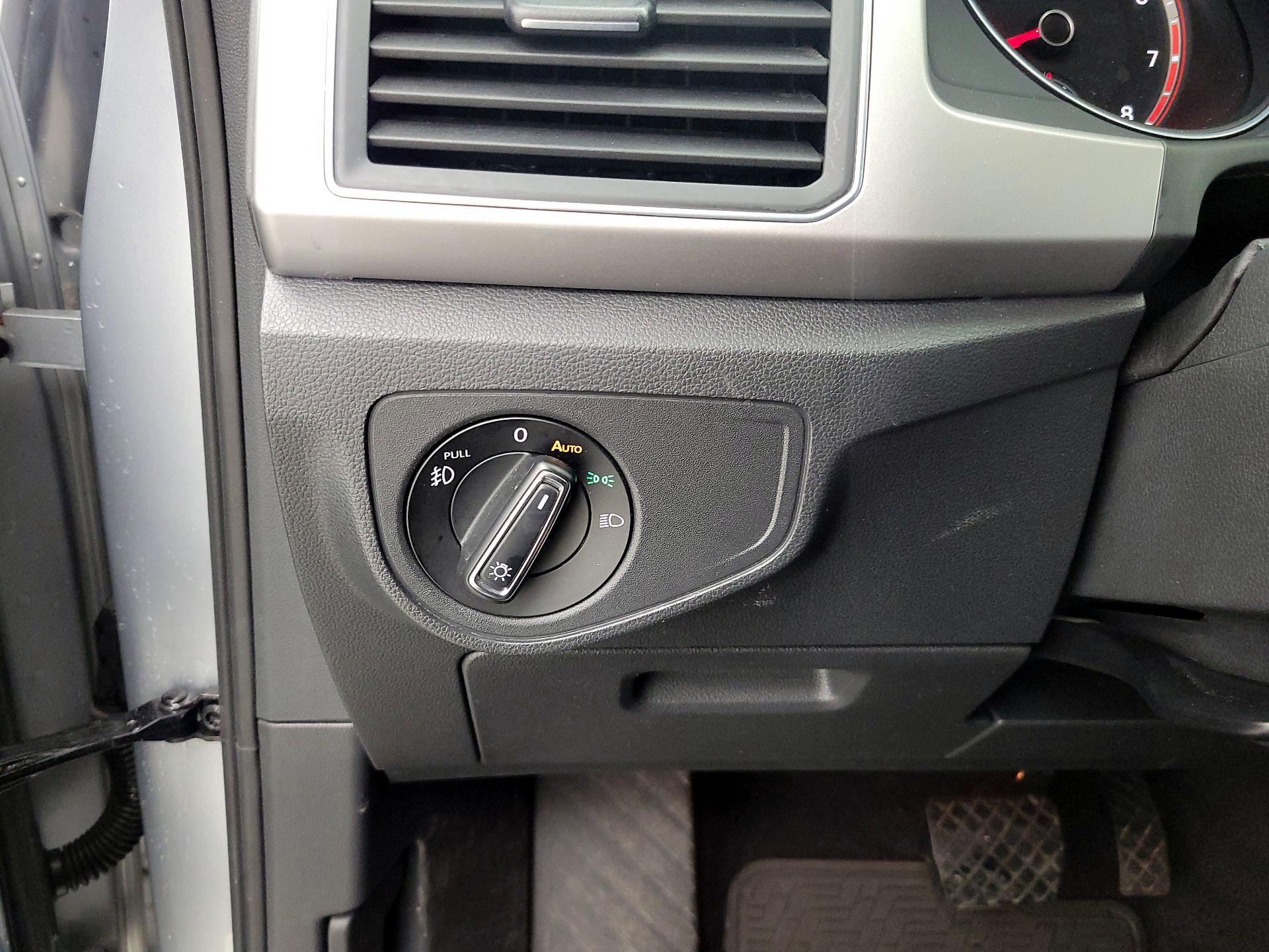 Thumbnail: 2018 Volkswagen Atlas - 13