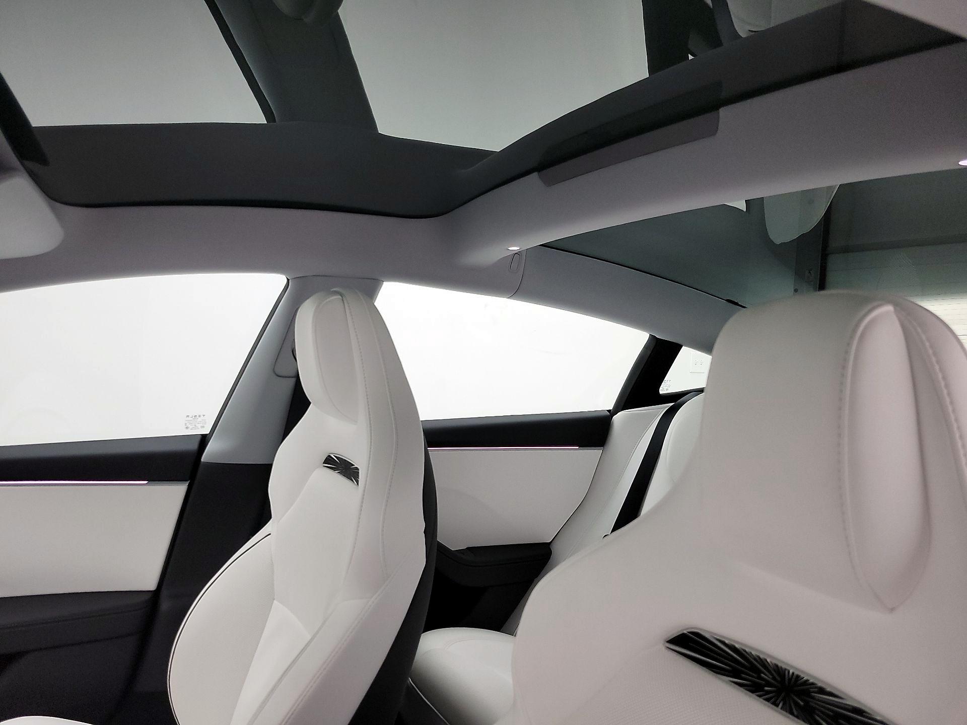 Thumbnail: 2025 Tesla Model 3 - 18