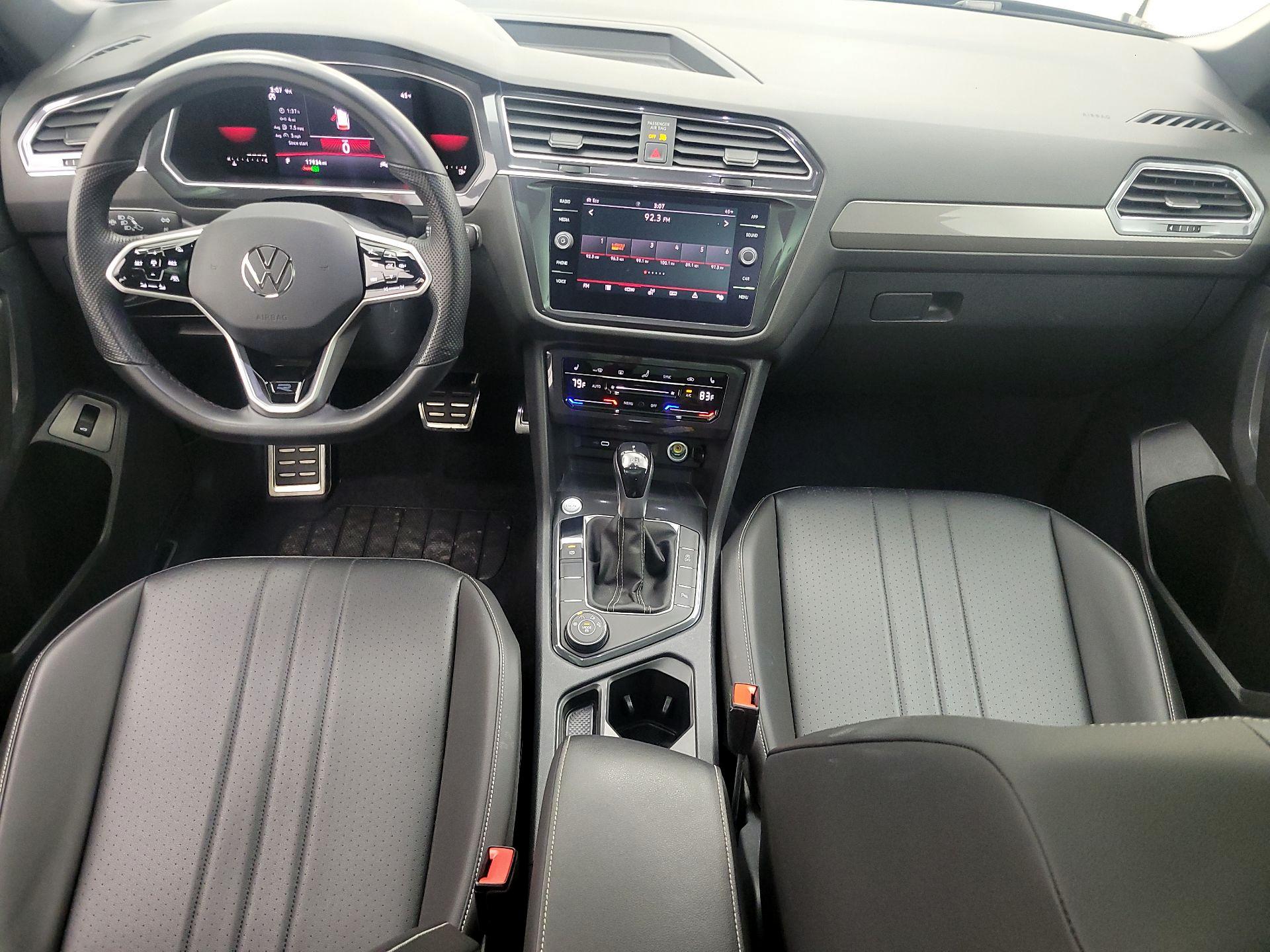 Thumbnail: 2022 Volkswagen Tiguan - 9