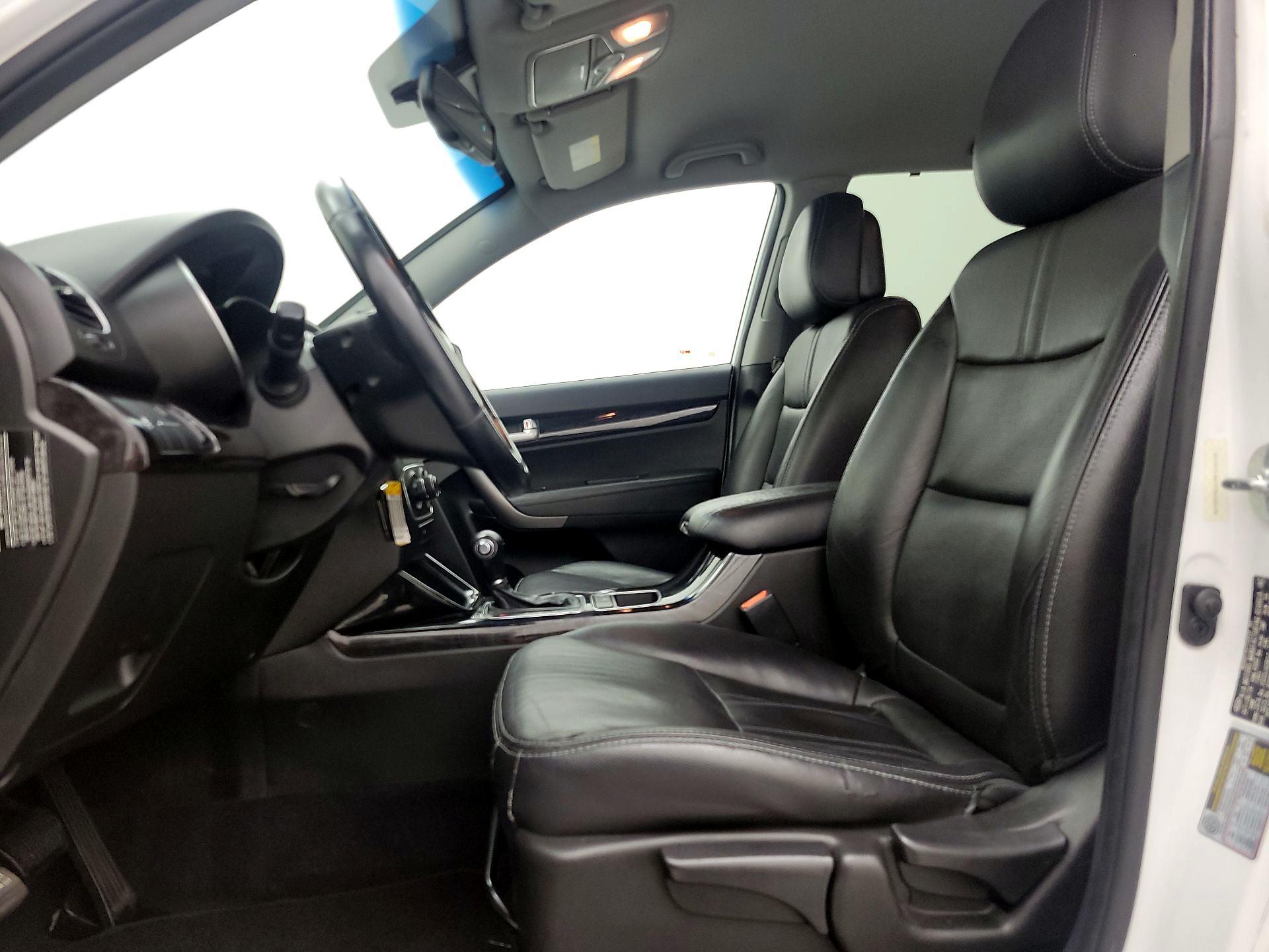 Thumbnail: 2015 Kia Sorento - 11