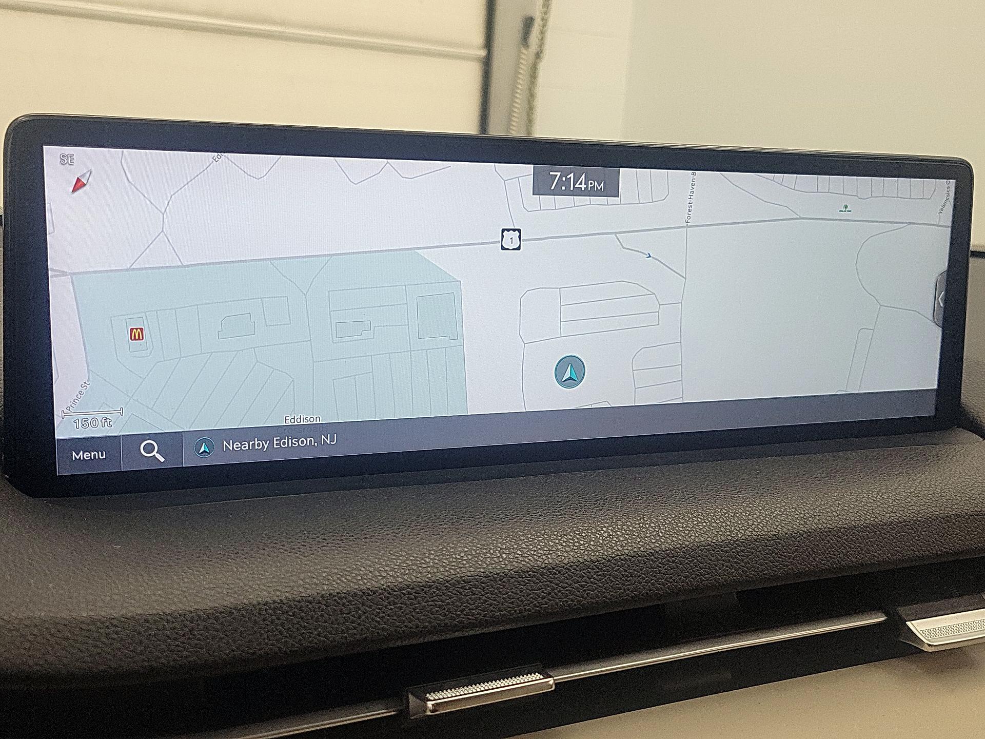 Thumbnail: 2024 Genesis GV70 - 14