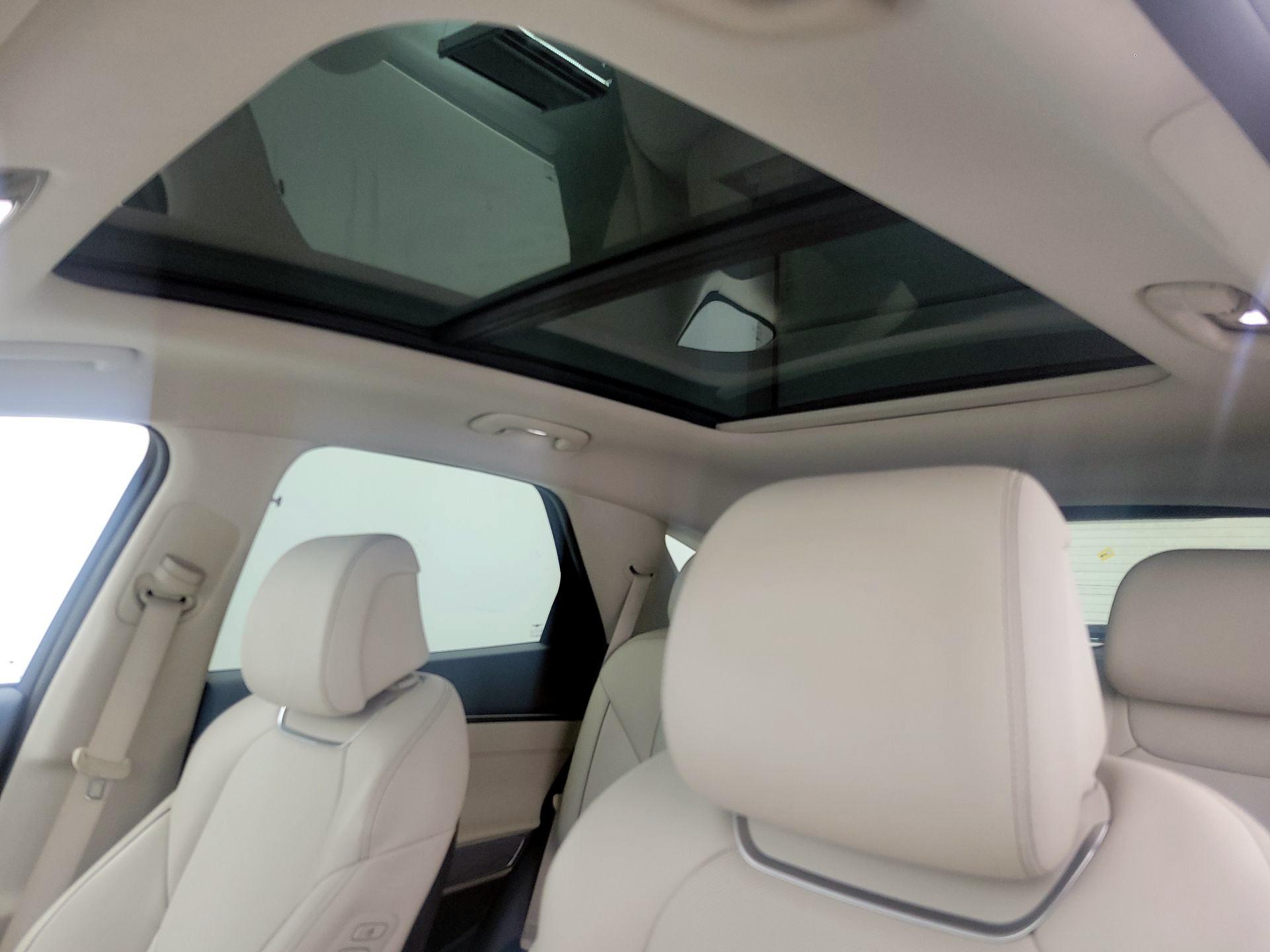 Thumbnail: 2024 Genesis GV70 - 20