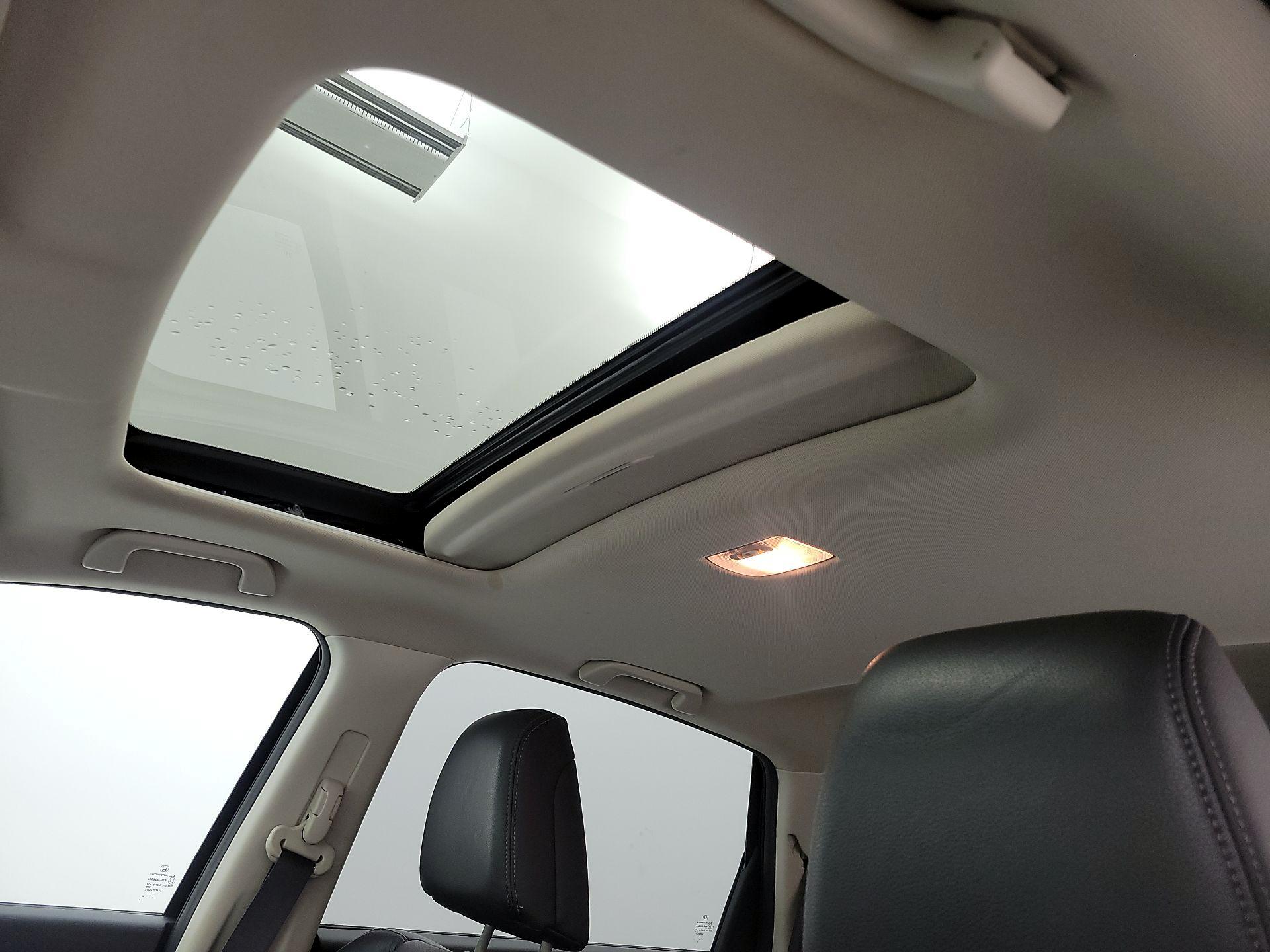 Thumbnail: 2016 Honda CR-V - 19