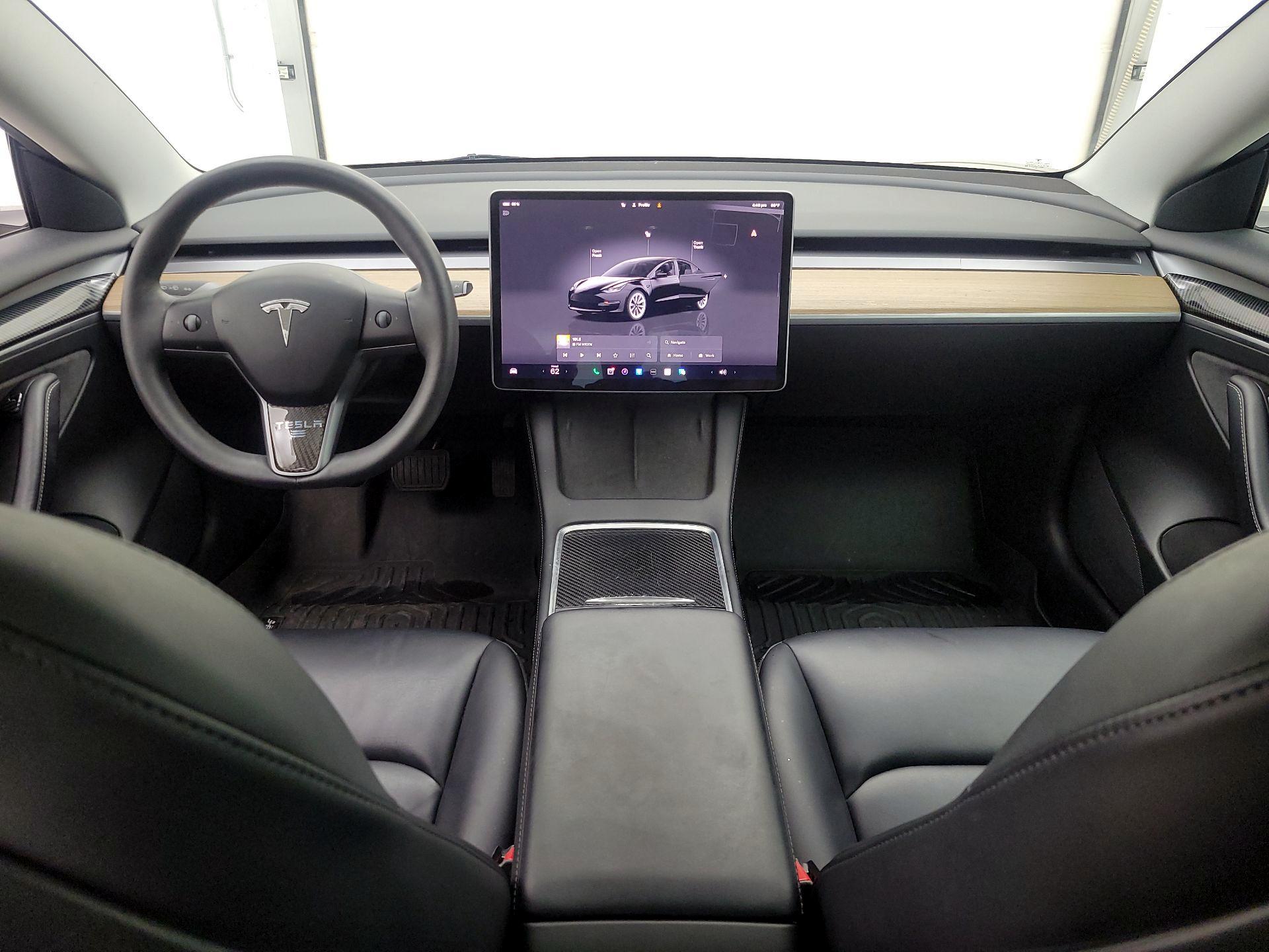 Thumbnail: 2023 Tesla Model 3 - 9