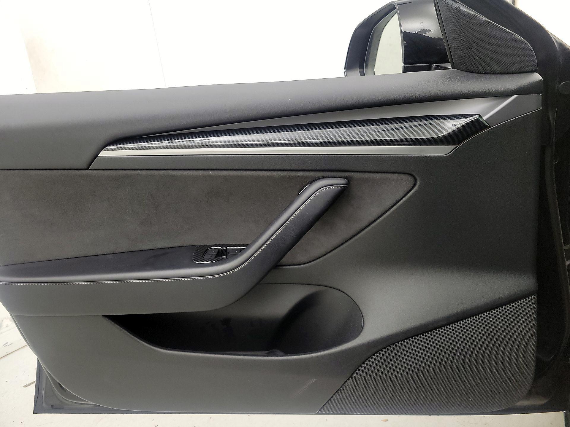 Thumbnail: 2023 Tesla Model 3 - 12