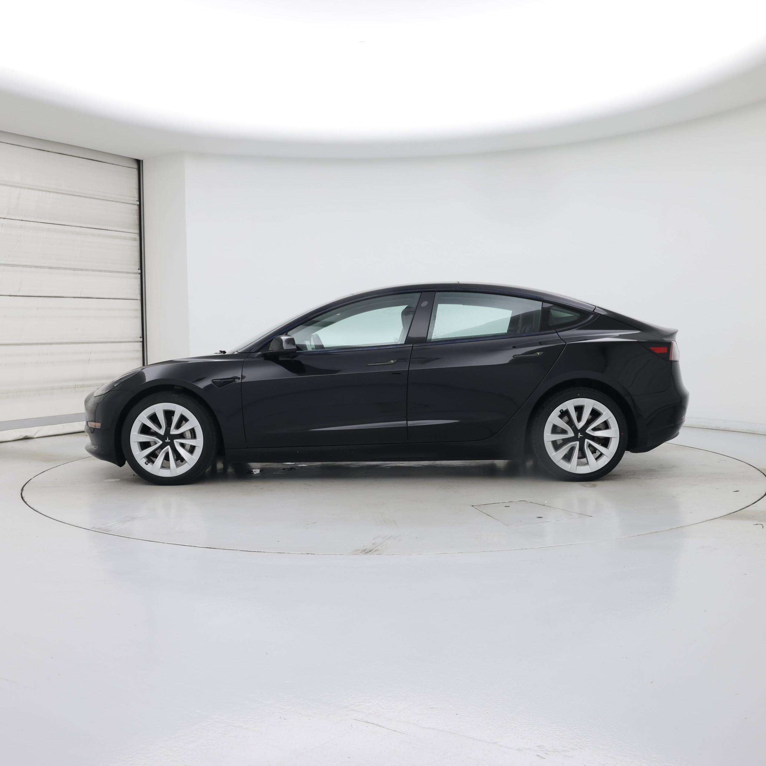 Thumbnail: 2023 Tesla Model 3 - 3