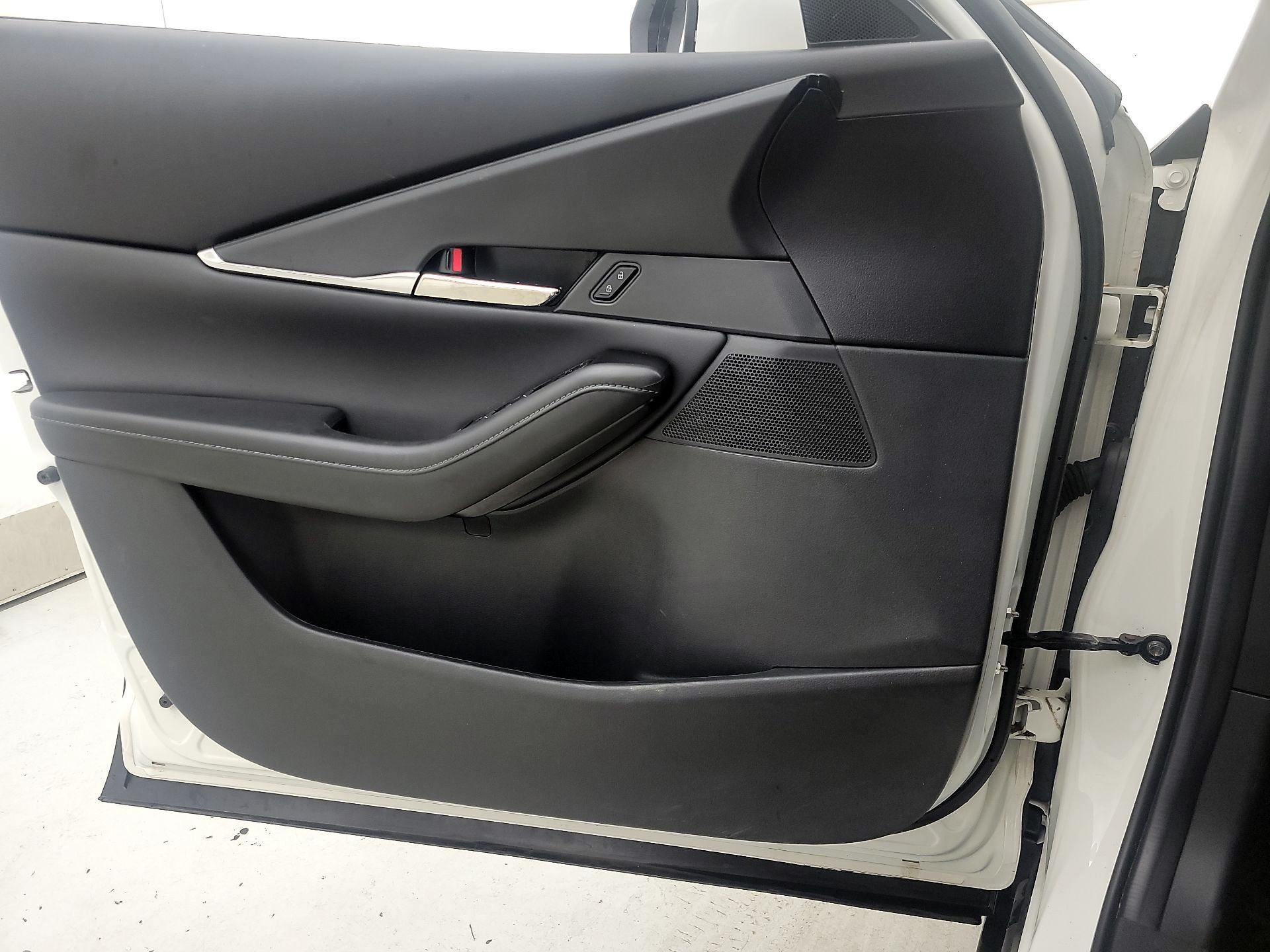 Thumbnail: 2023 Mazda CX-30 - 12