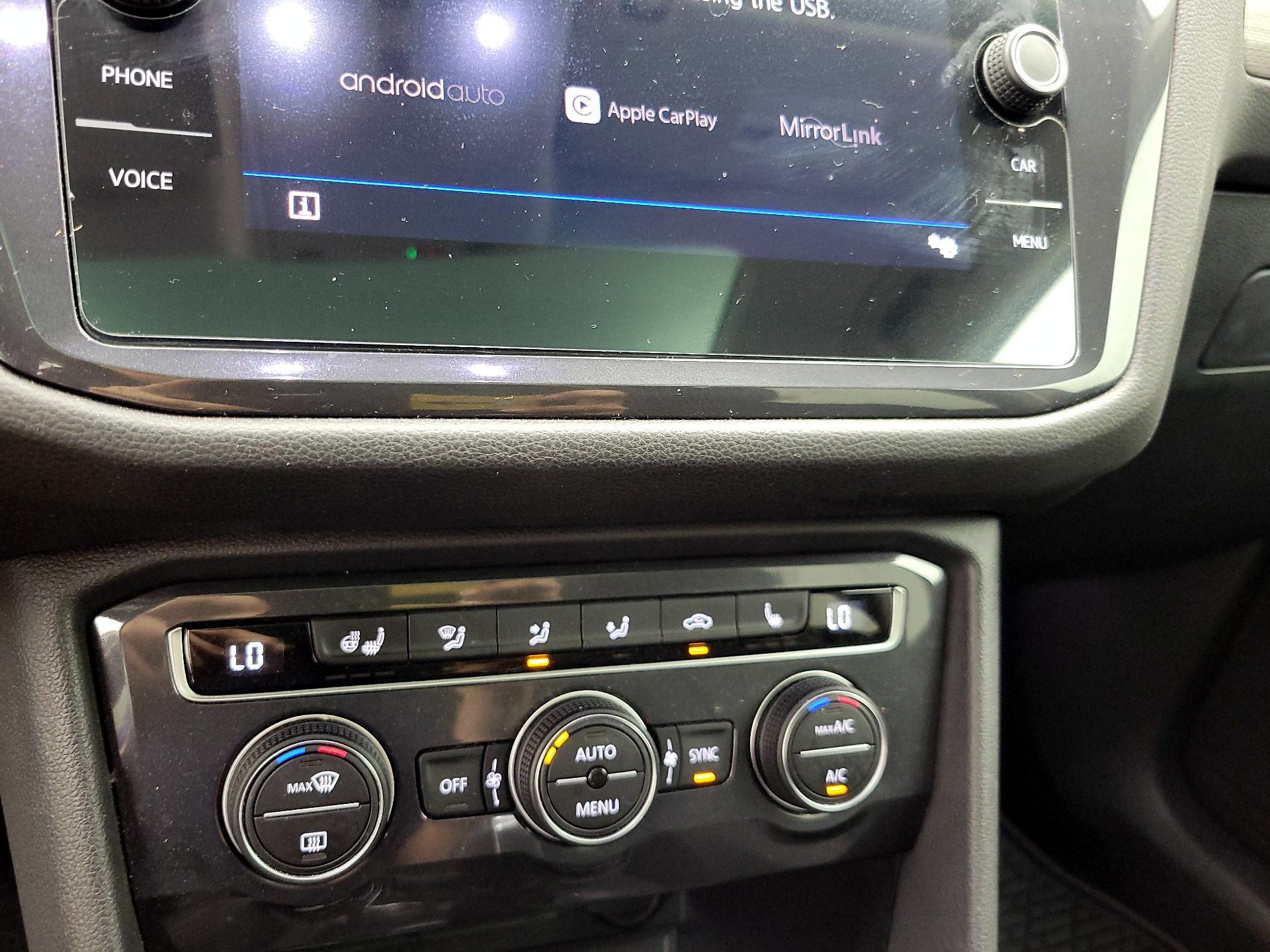 Thumbnail: 2020 Volkswagen Tiguan - 16