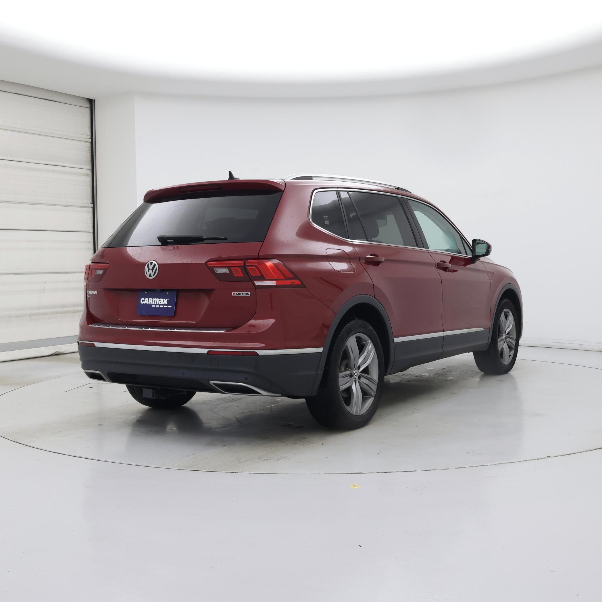 Thumbnail: 2020 Volkswagen Tiguan - 8