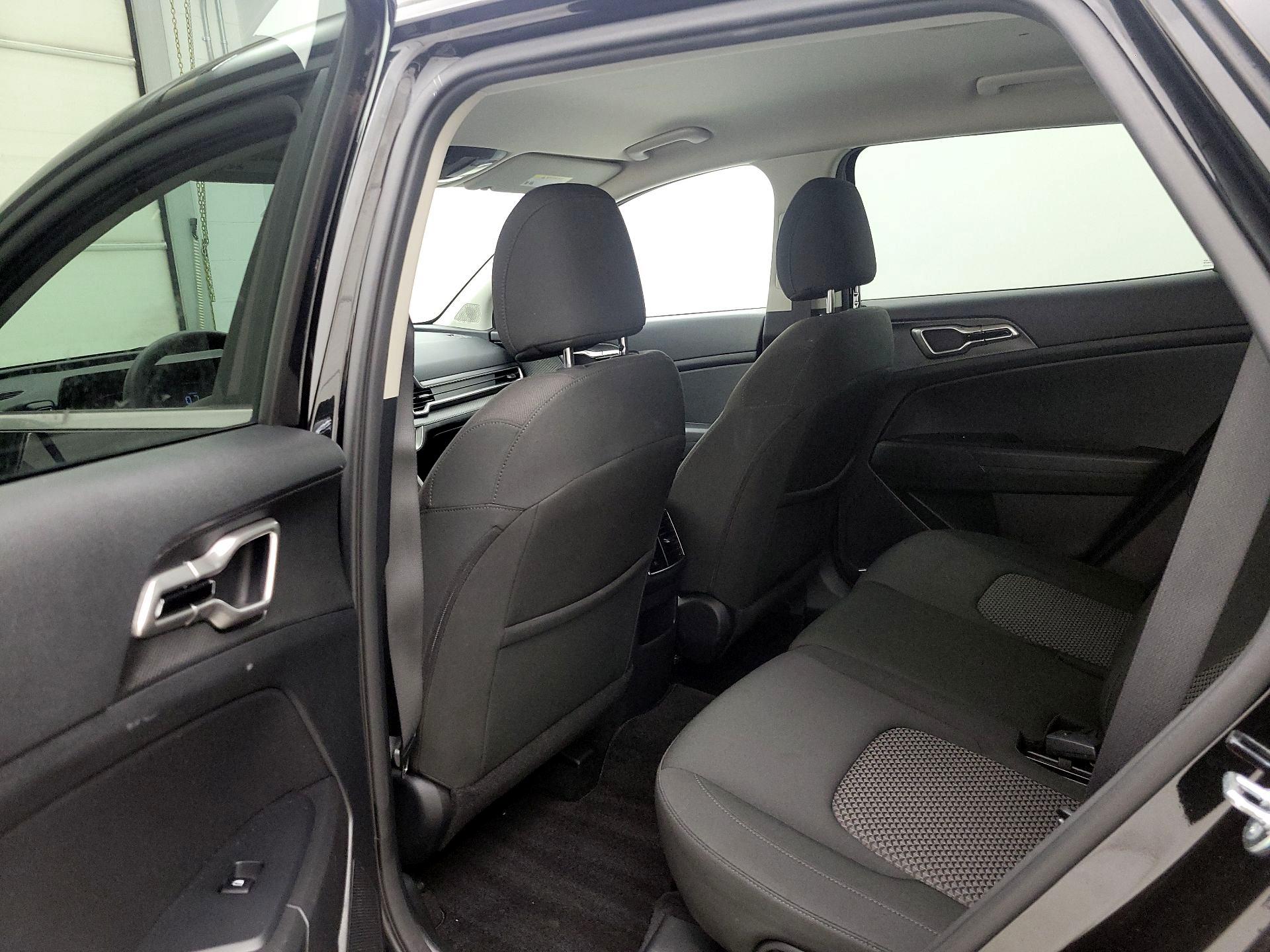 Thumbnail: 2024 Kia Sportage - 19