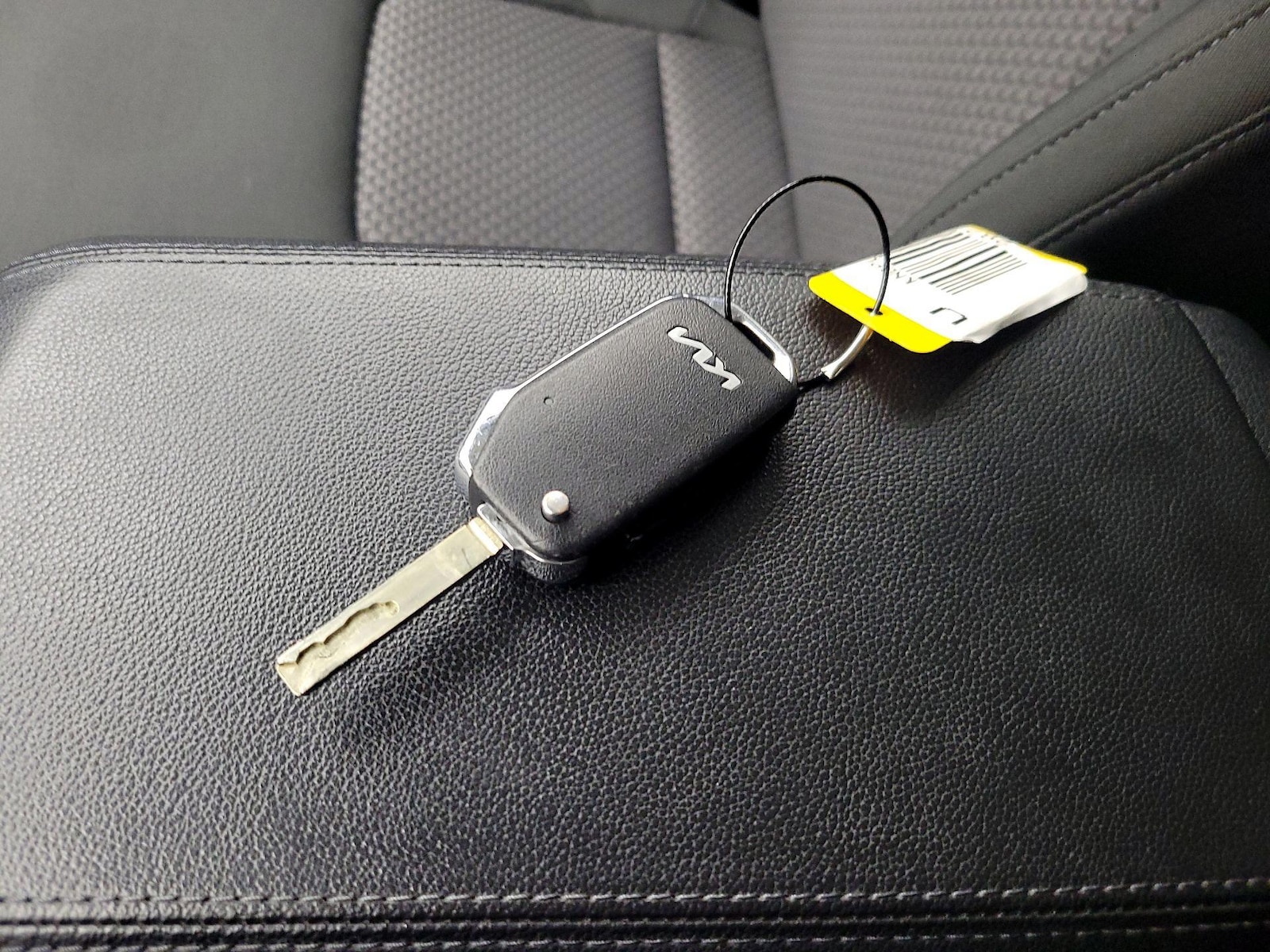 2024 Kia Sportage LX - Photo 23