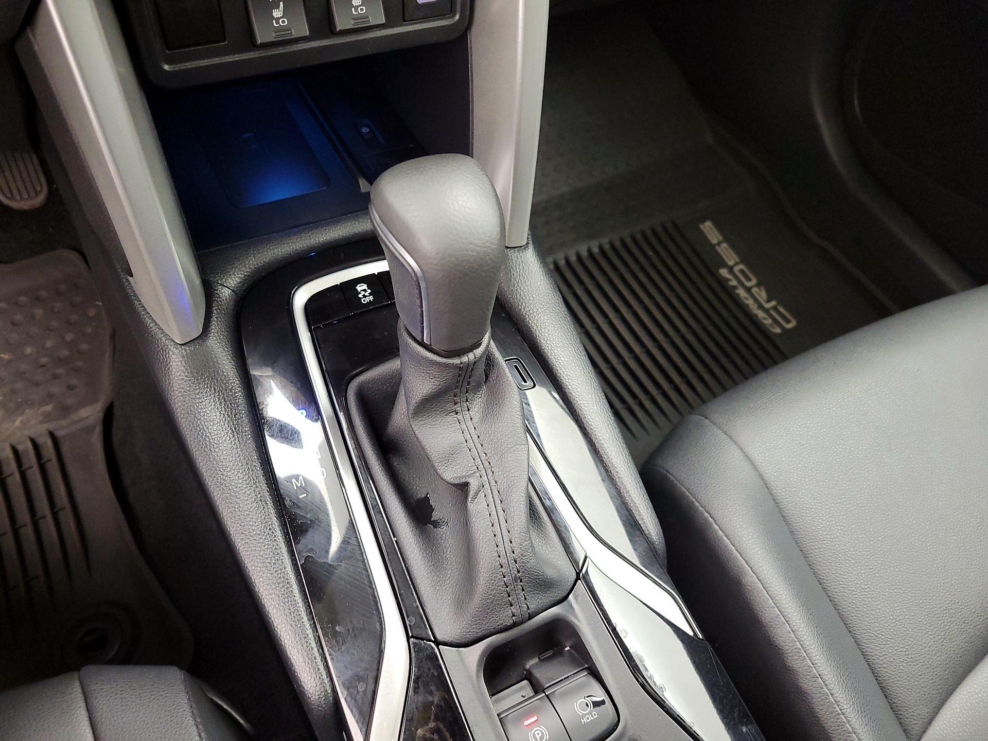 Thumbnail: 2023 Toyota Corolla Cross - 17