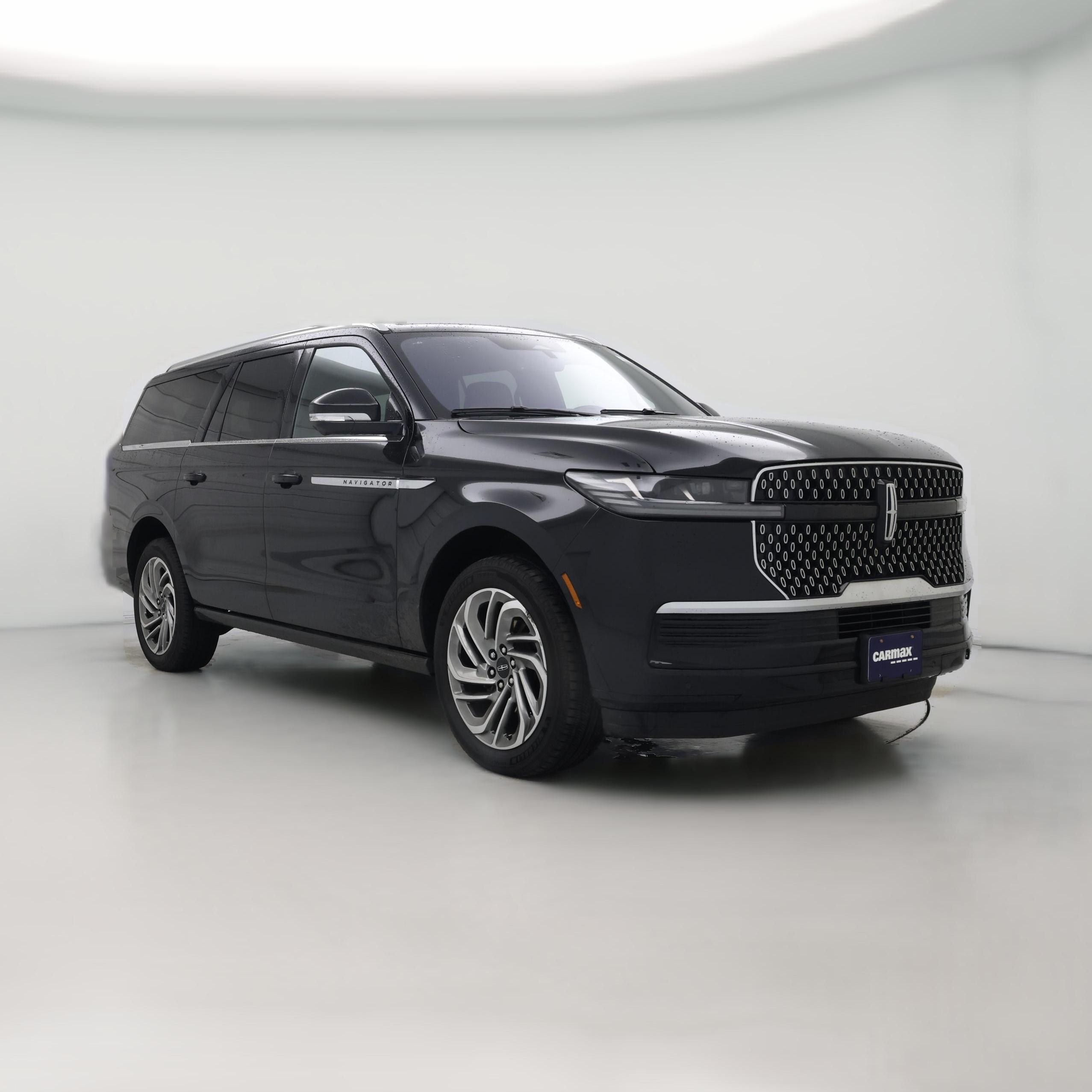 Thumbnail: 2025 Lincoln Navigator L - 1