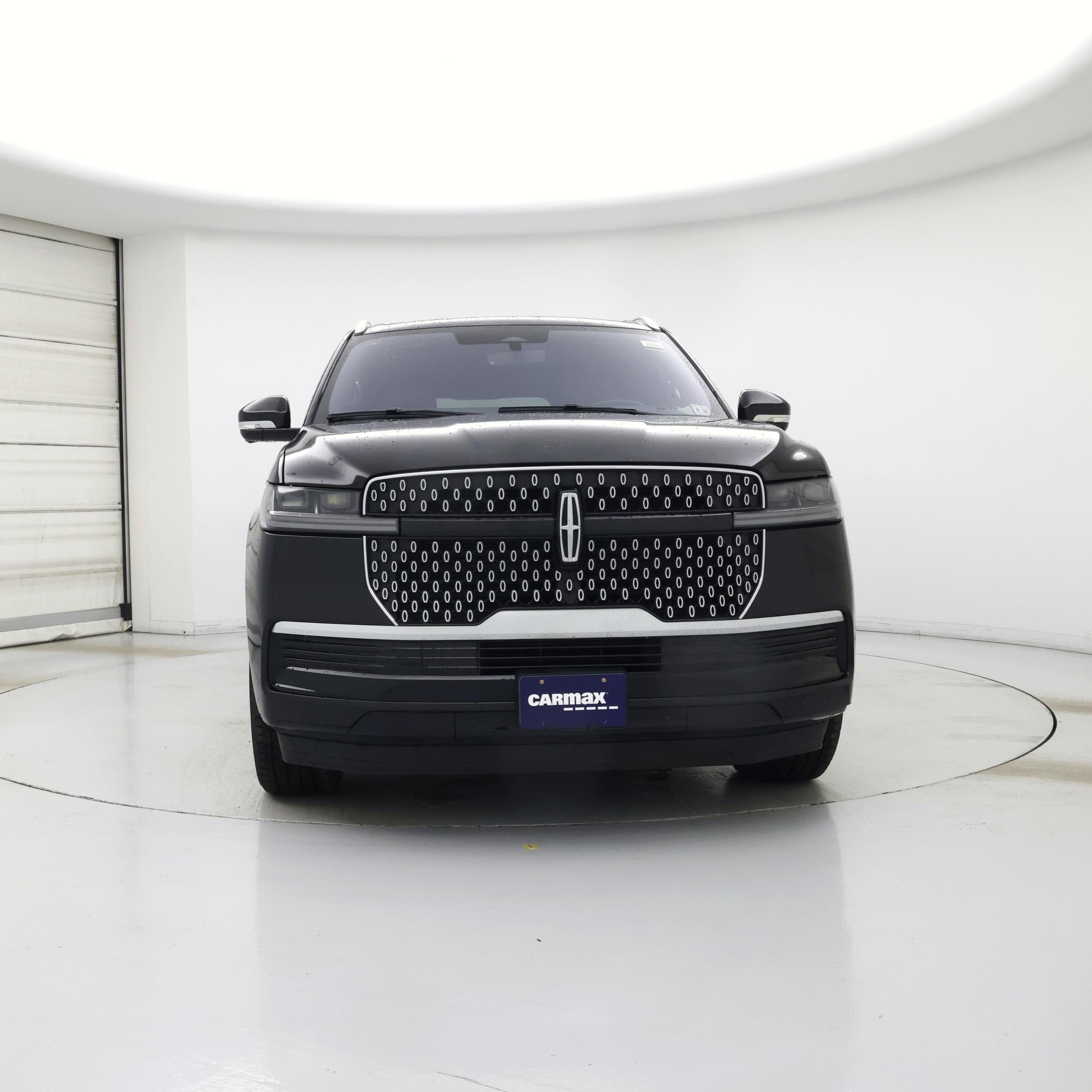 Thumbnail: 2025 Lincoln Navigator L - 5