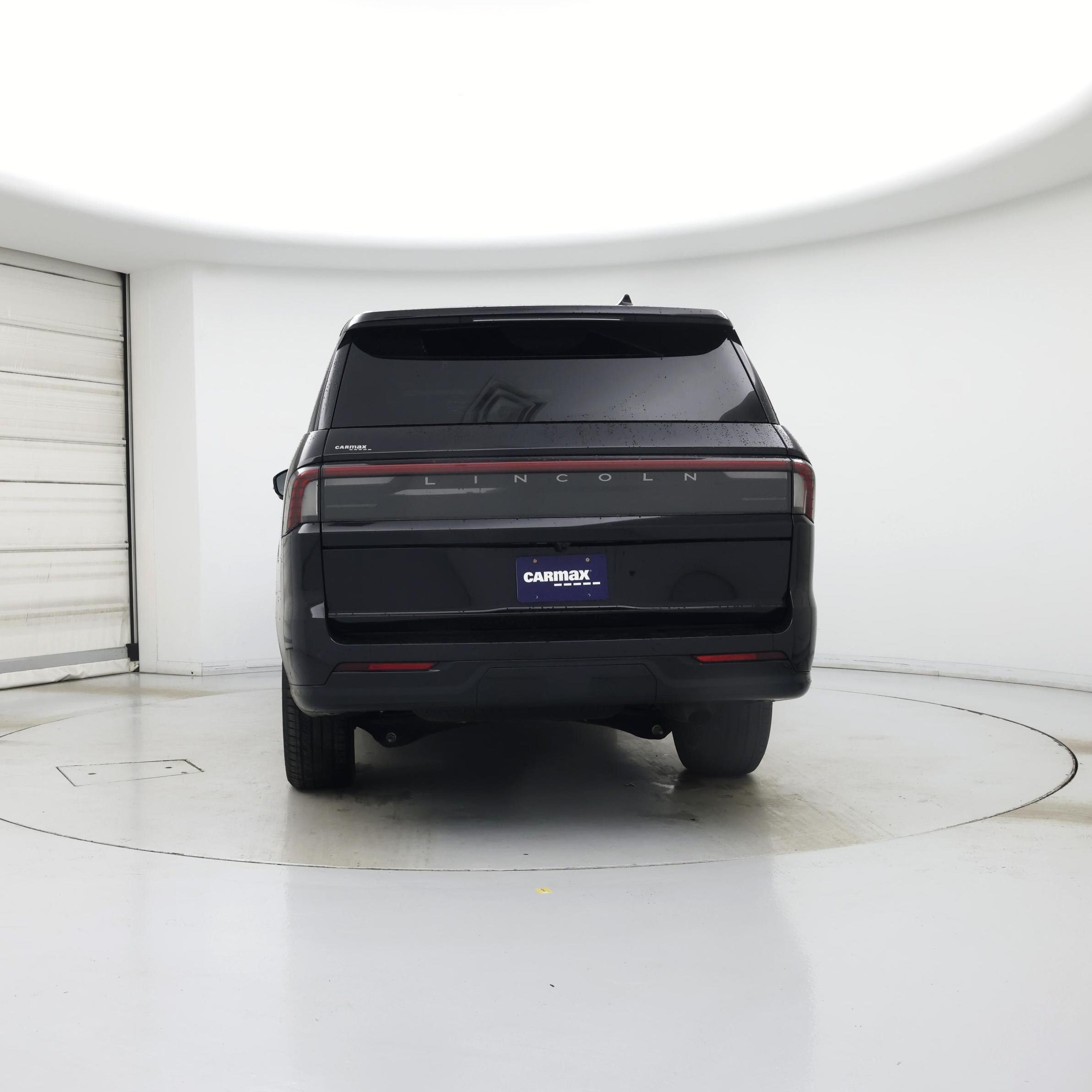 Thumbnail: 2025 Lincoln Navigator L - 6