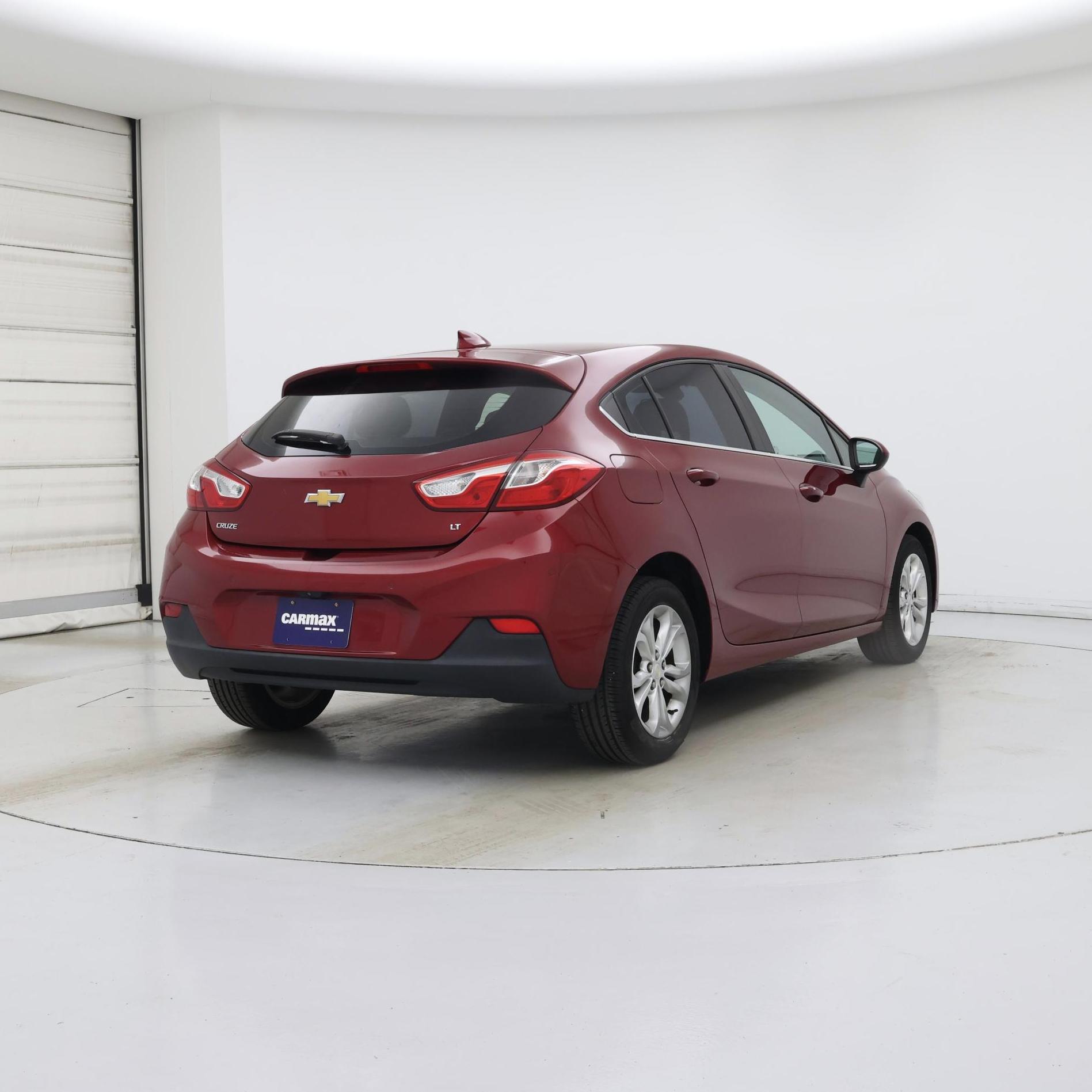 Thumbnail: 2019 Chevrolet Cruze - 8