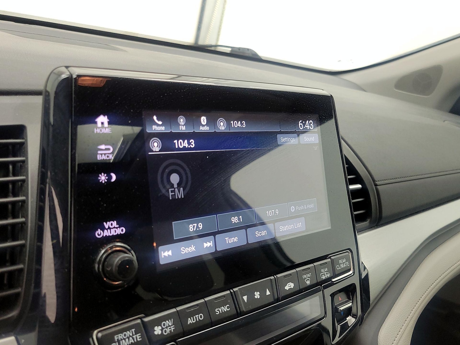 2023 Honda Odyssey EX-L - Photo 16