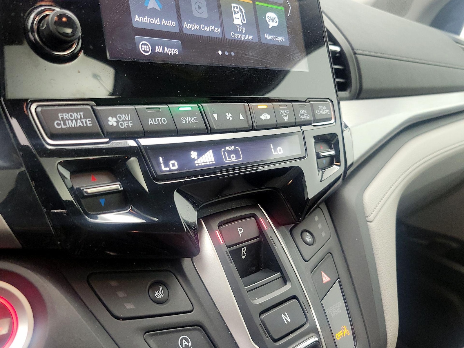 2023 Honda Odyssey EX-L - Photo 17