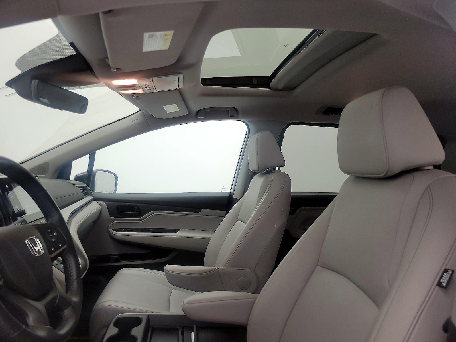 2023 Honda Odyssey EX-L - Photo 20