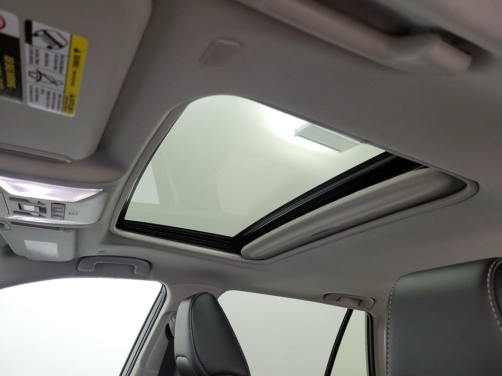 Thumbnail: 2023 Toyota RAV4 - 19