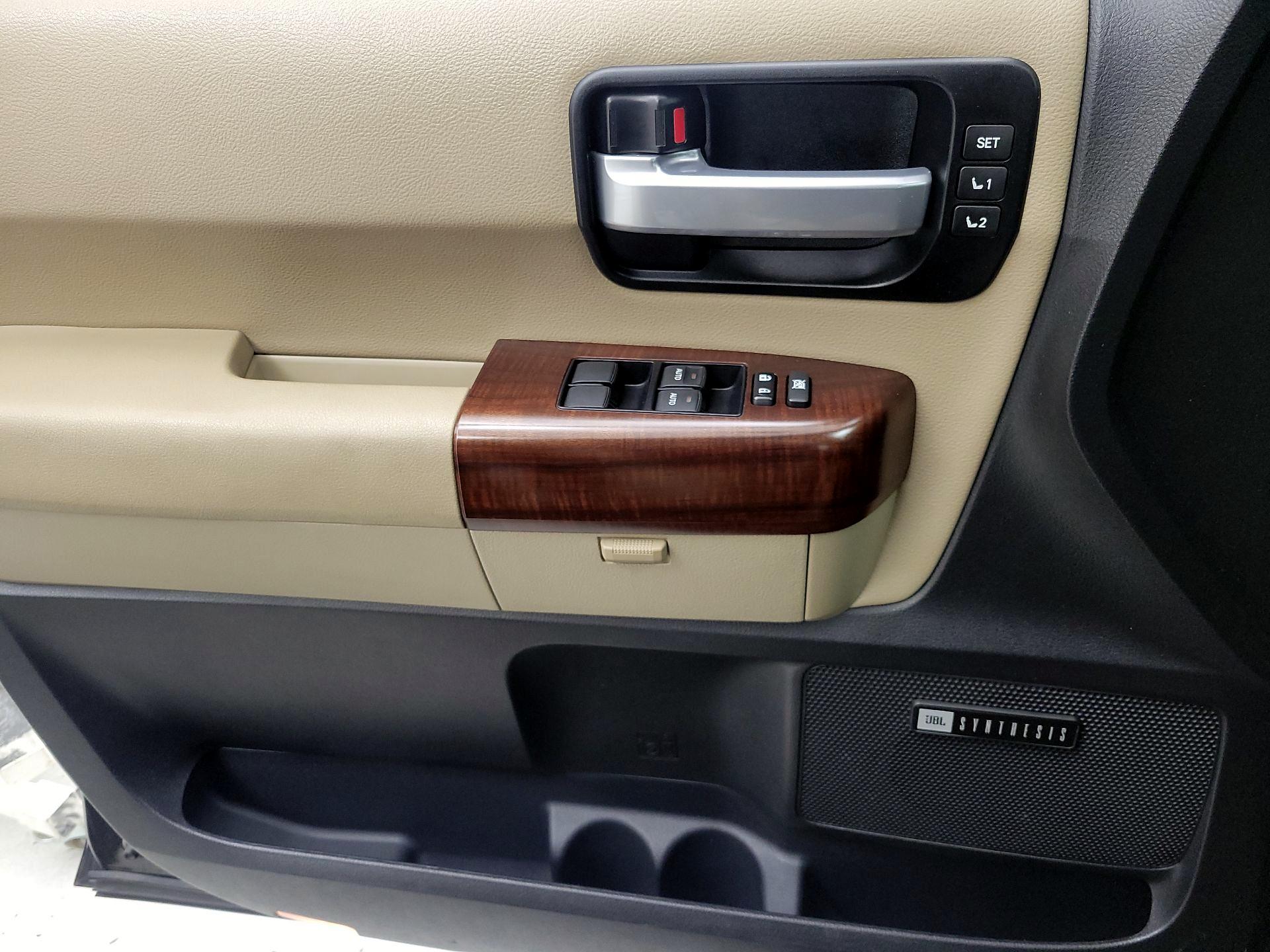 Thumbnail: 2016 Toyota Sequoia - 12