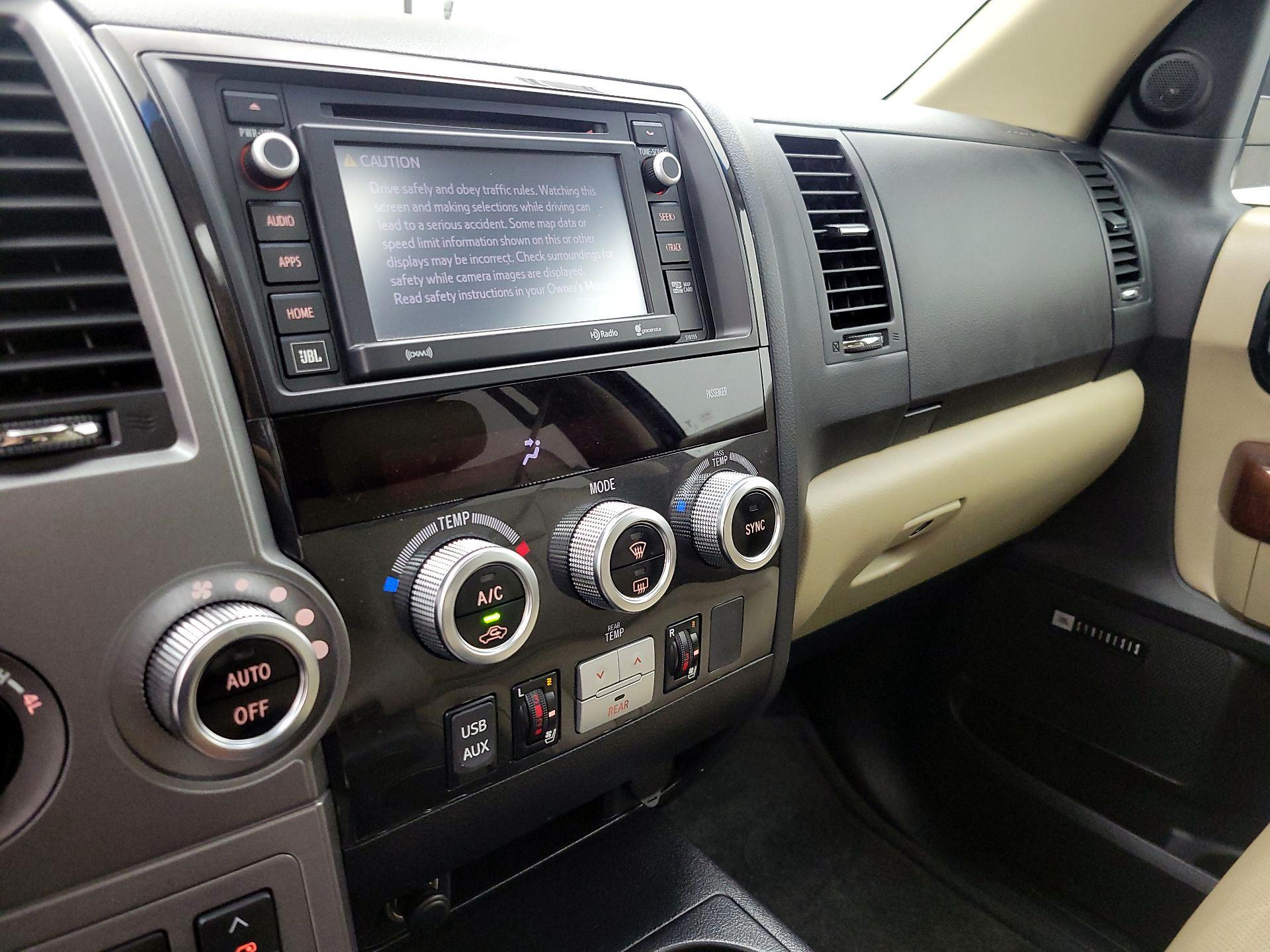 Thumbnail: 2016 Toyota Sequoia - 16