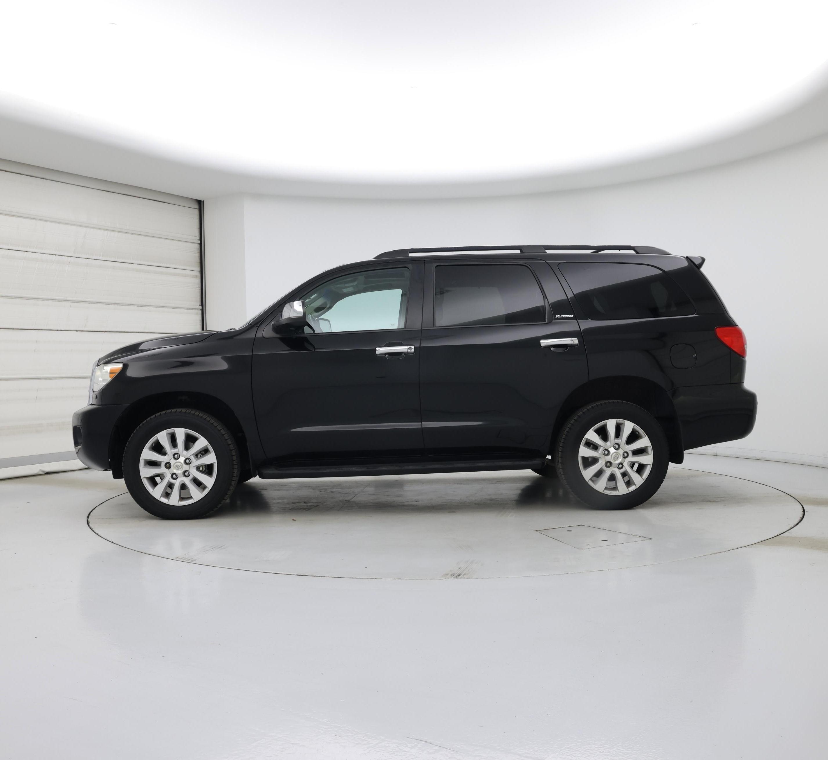 Thumbnail: 2016 Toyota Sequoia - 3