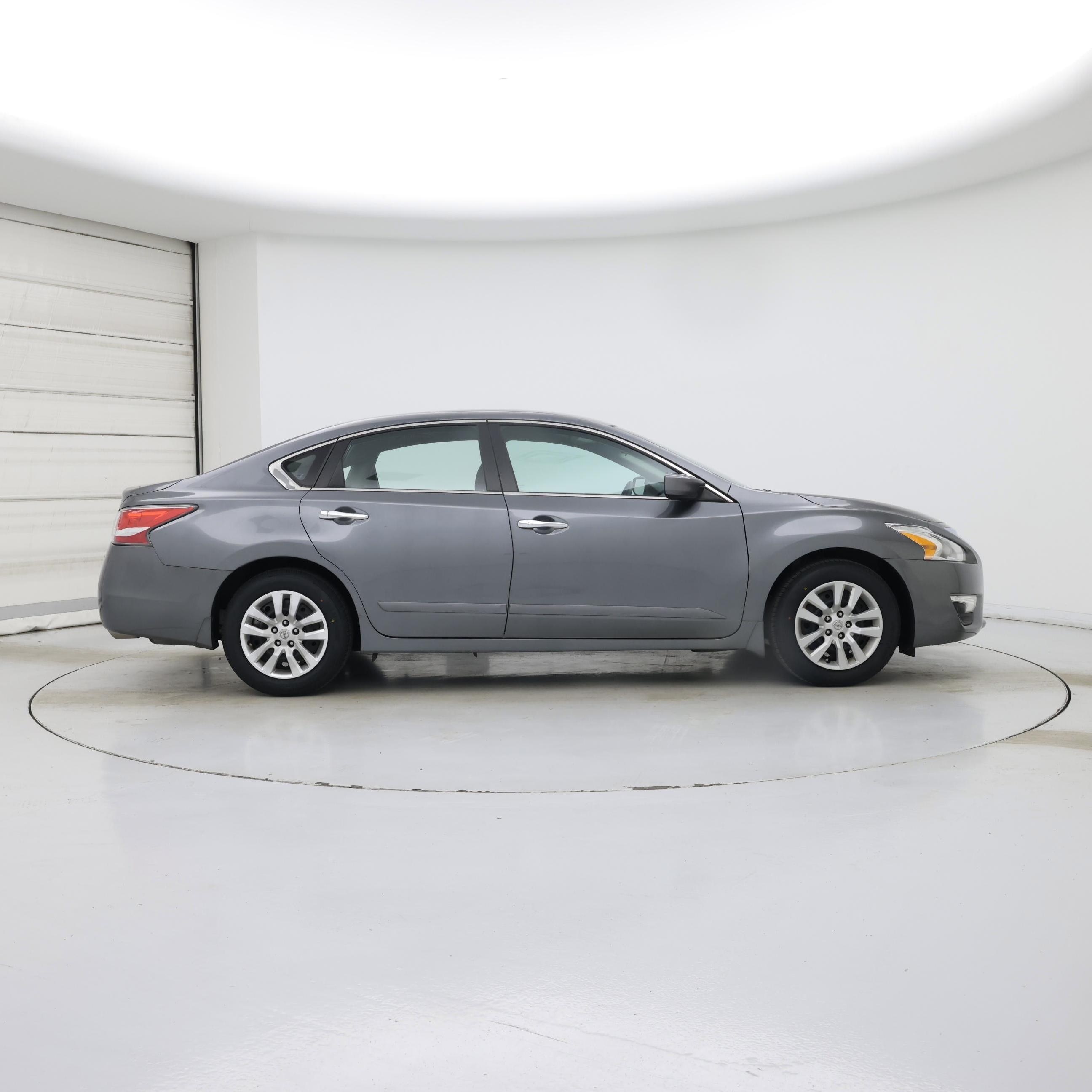 Thumbnail: 2015 Nissan Altima - 7