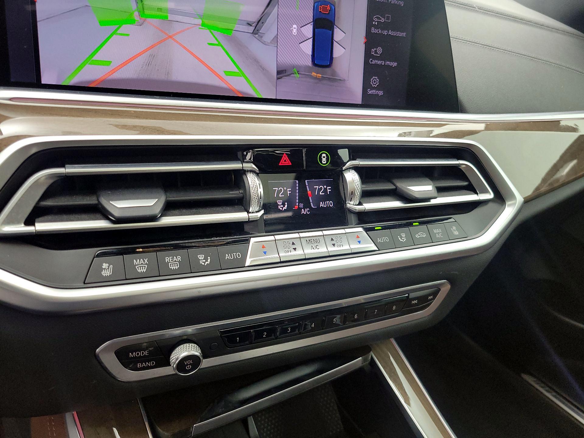 Thumbnail: 2021 BMW X5 - 17