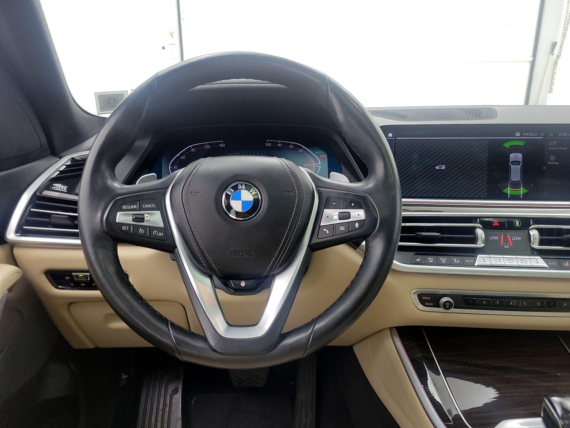 Thumbnail: 2022 BMW X5 - 10