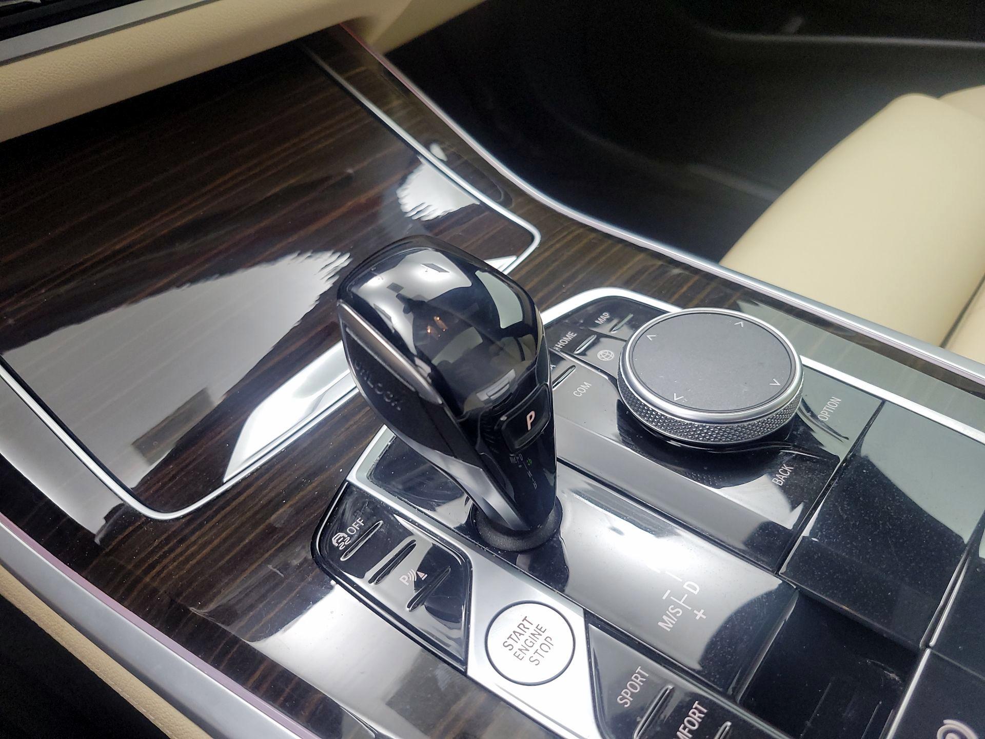 Thumbnail: 2022 BMW X5 - 16