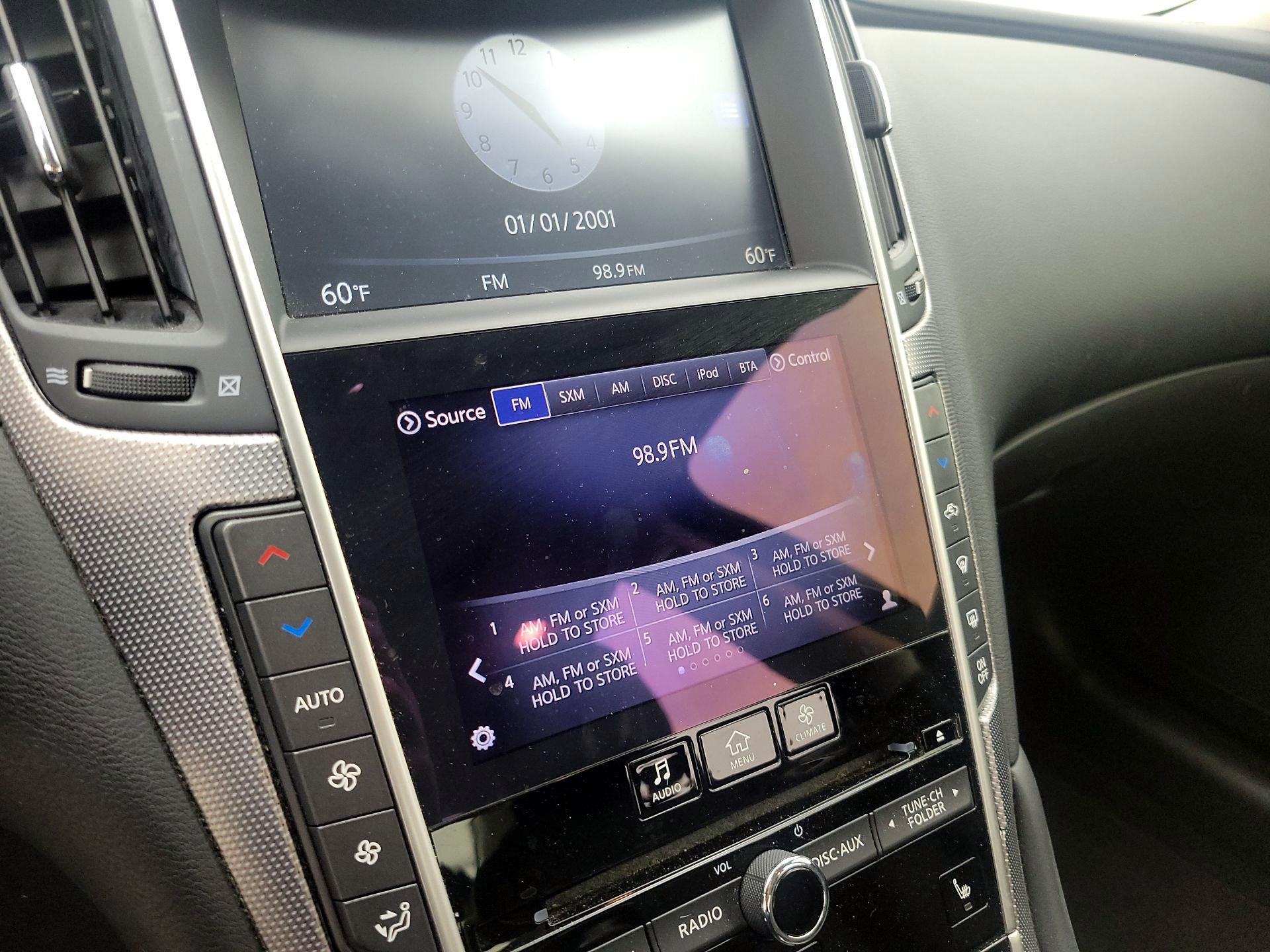 Thumbnail: 2014 INFINITI Q50 - 15