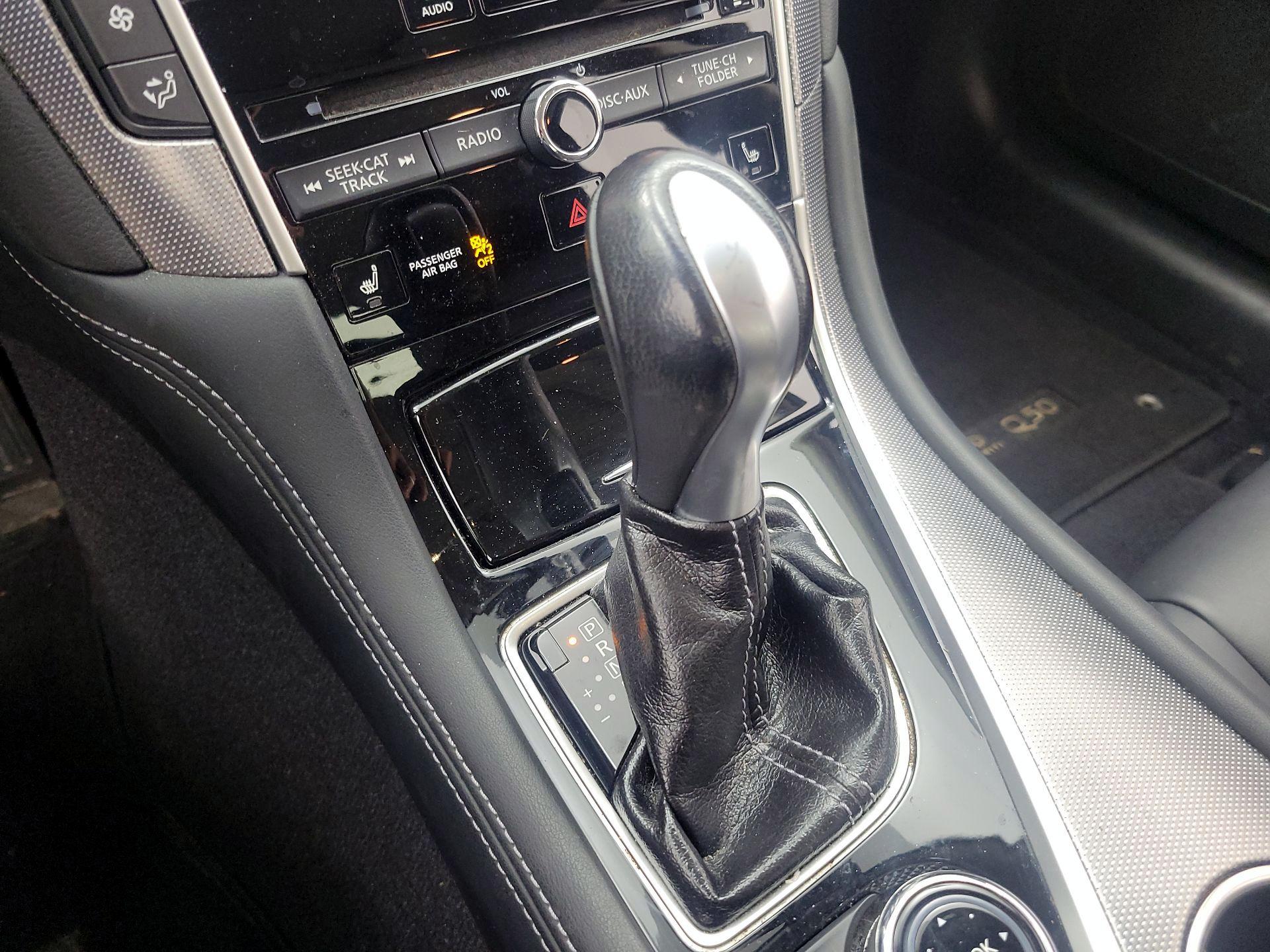 Thumbnail: 2014 INFINITI Q50 - 17