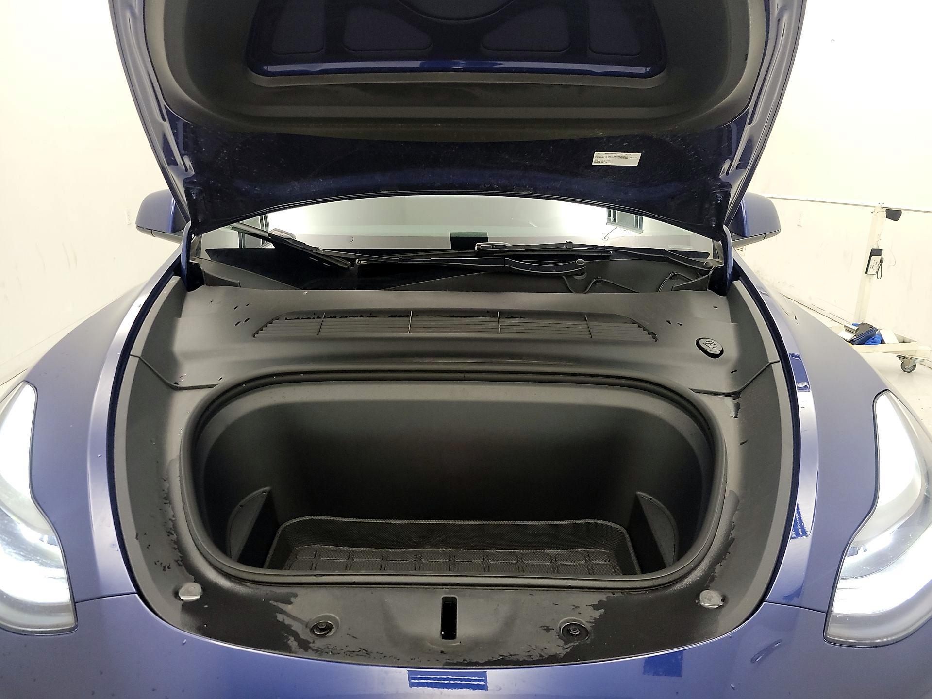 Thumbnail: 2023 Tesla Model Y - 20