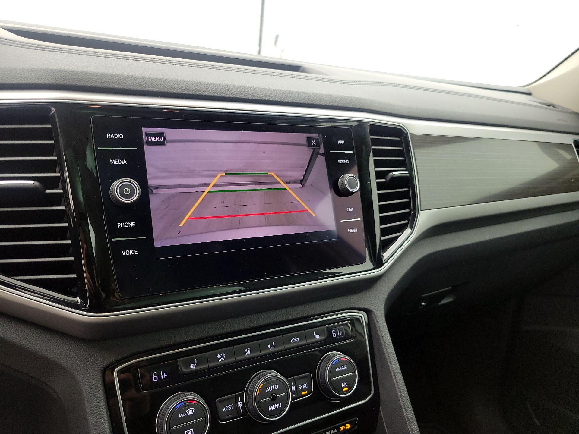 Thumbnail: 2018 Volkswagen Atlas - 14