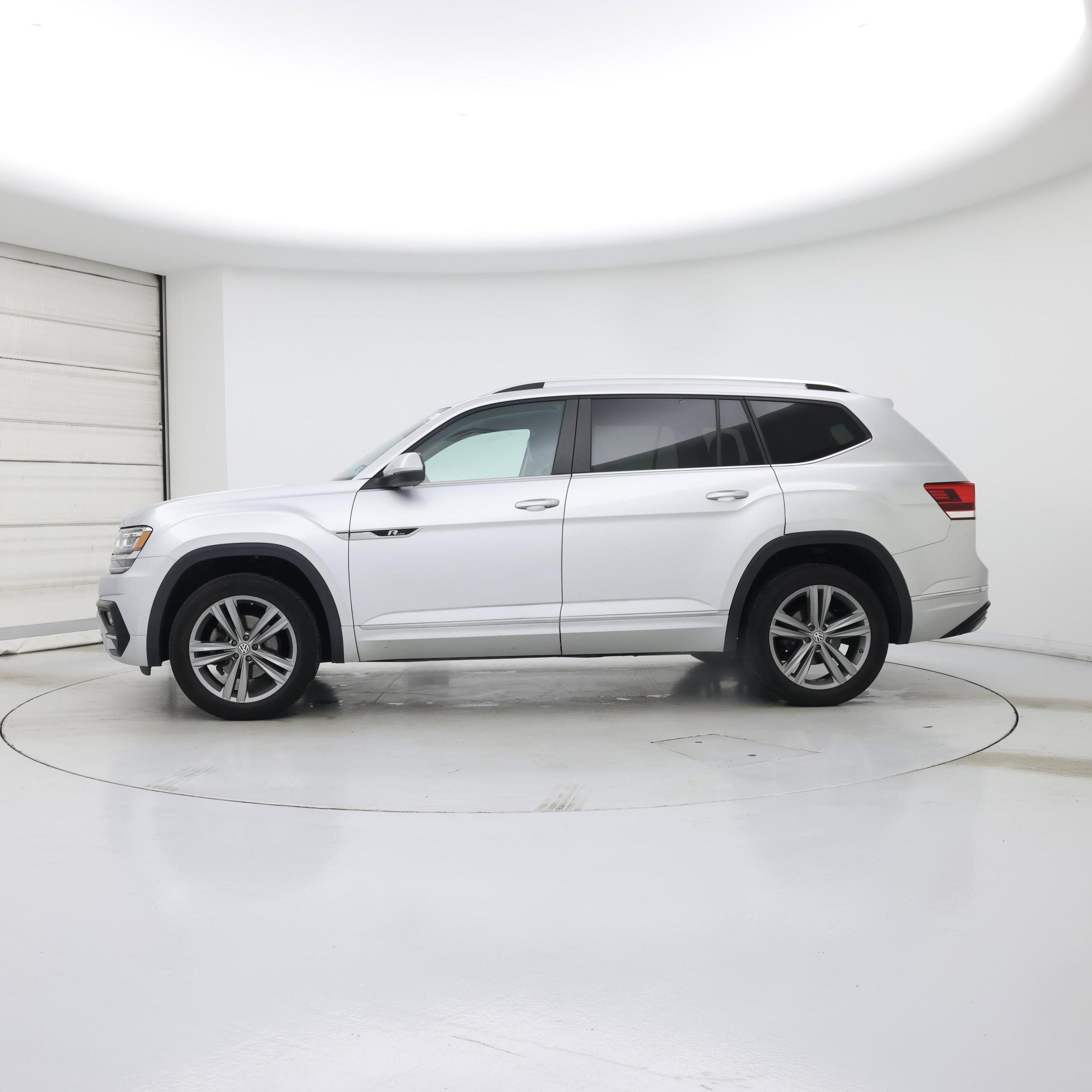 Thumbnail: 2018 Volkswagen Atlas - 3