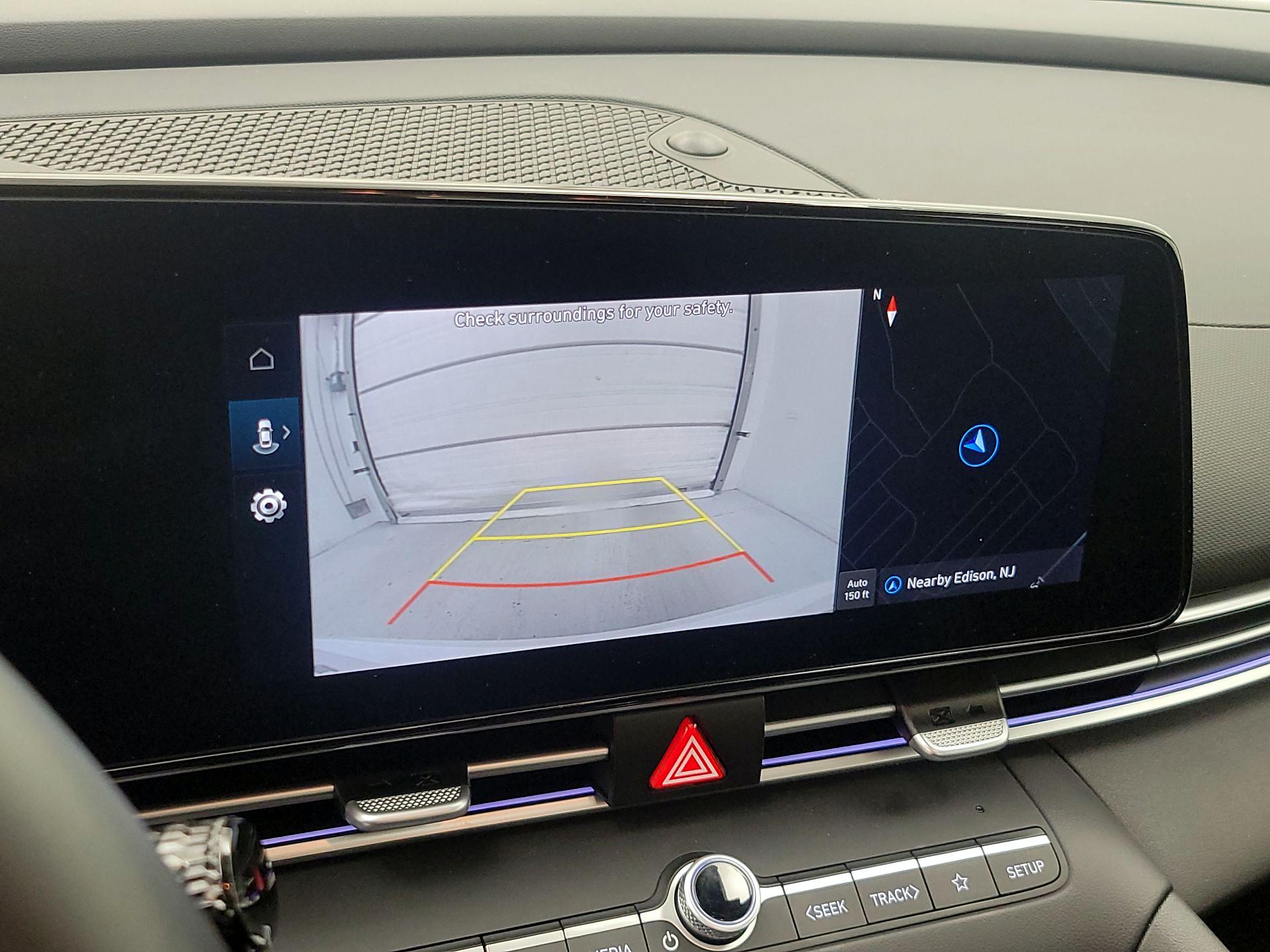 Thumbnail: 2024 Hyundai Elantra - 15