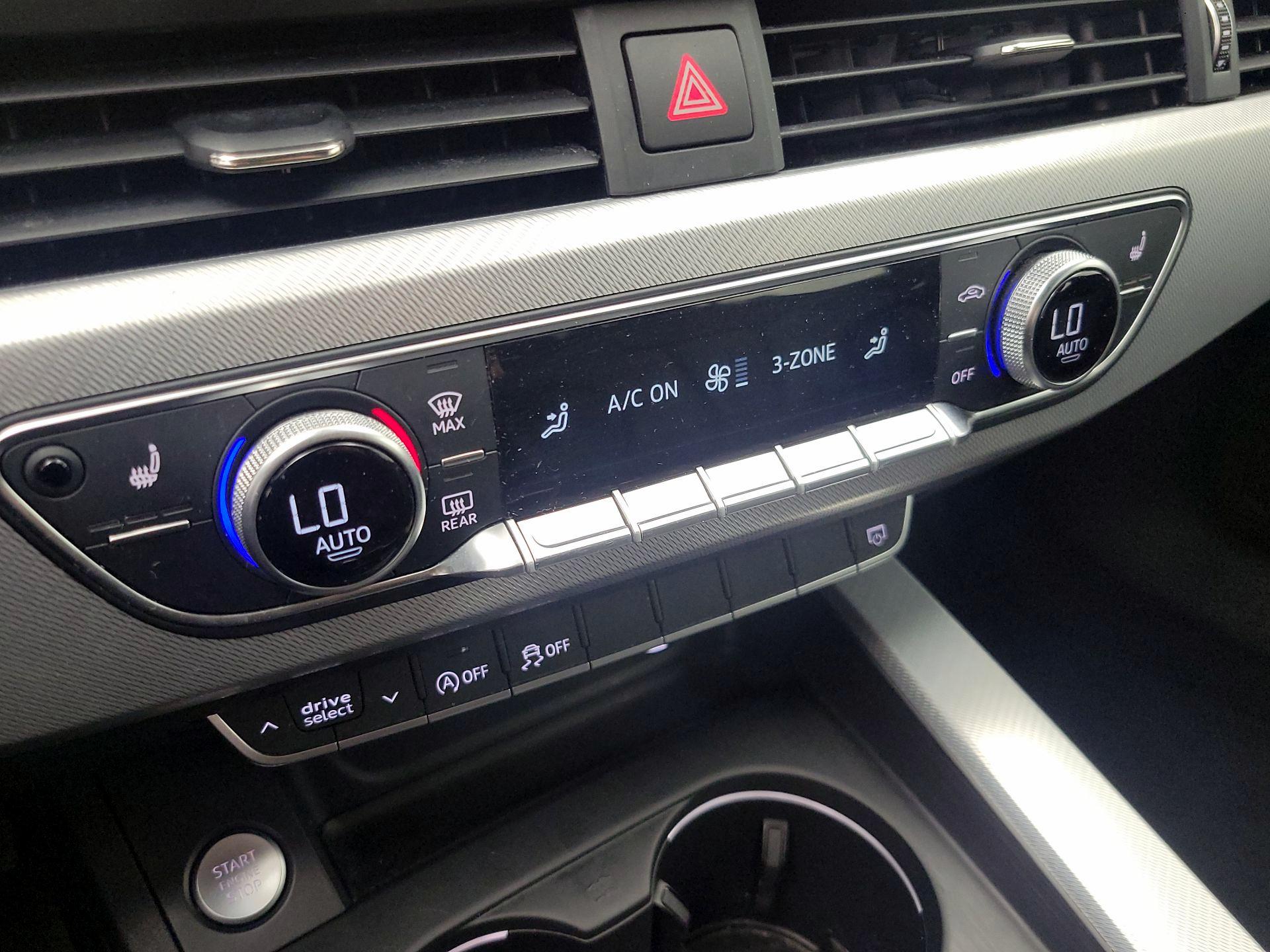 Thumbnail: 2019 Audi A4 - 16