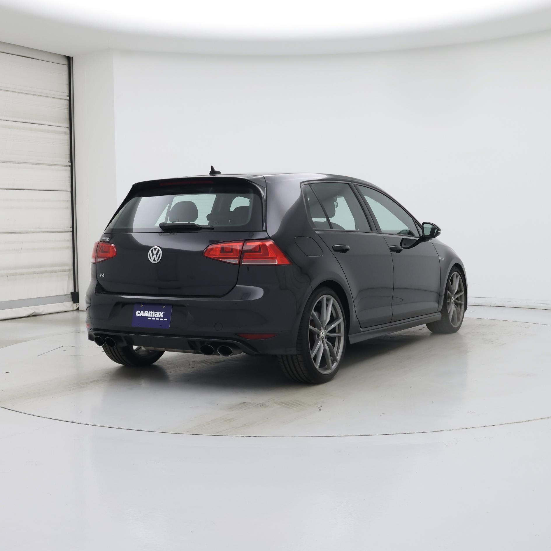 Thumbnail: 2017 Volkswagen Golf - 8