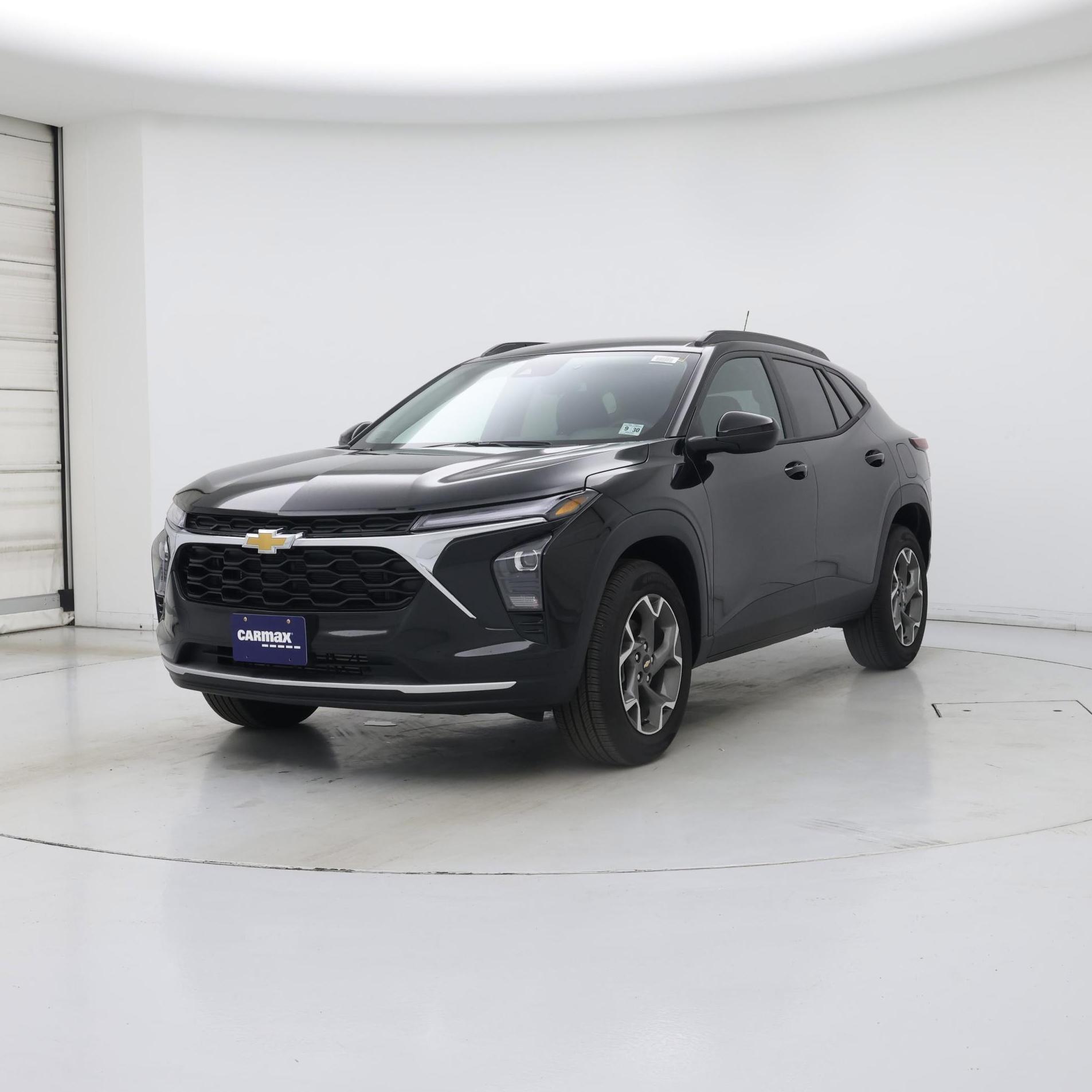 Thumbnail: 2025 Chevrolet Trax - 4
