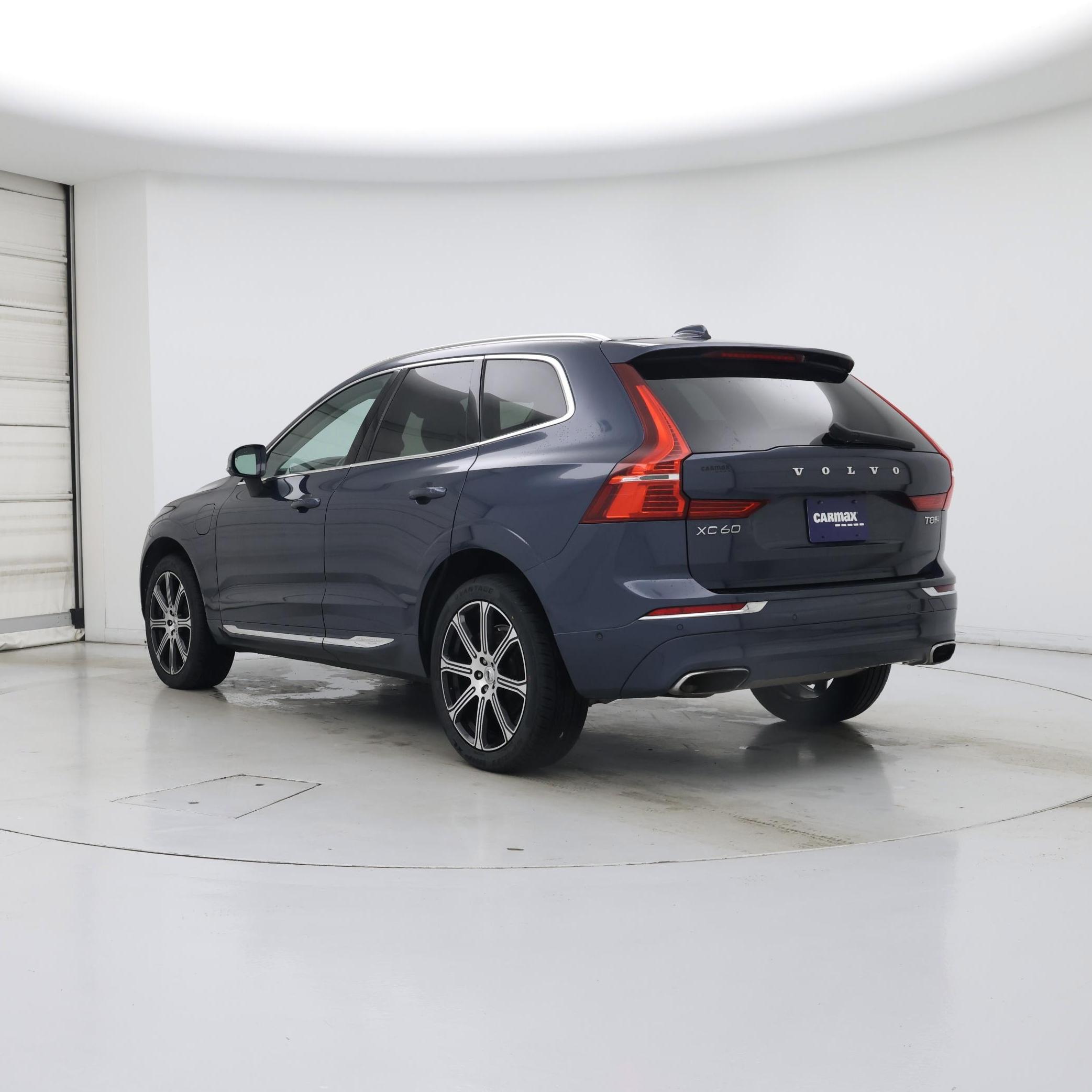 Thumbnail: 2018 Volvo XC60 - 2