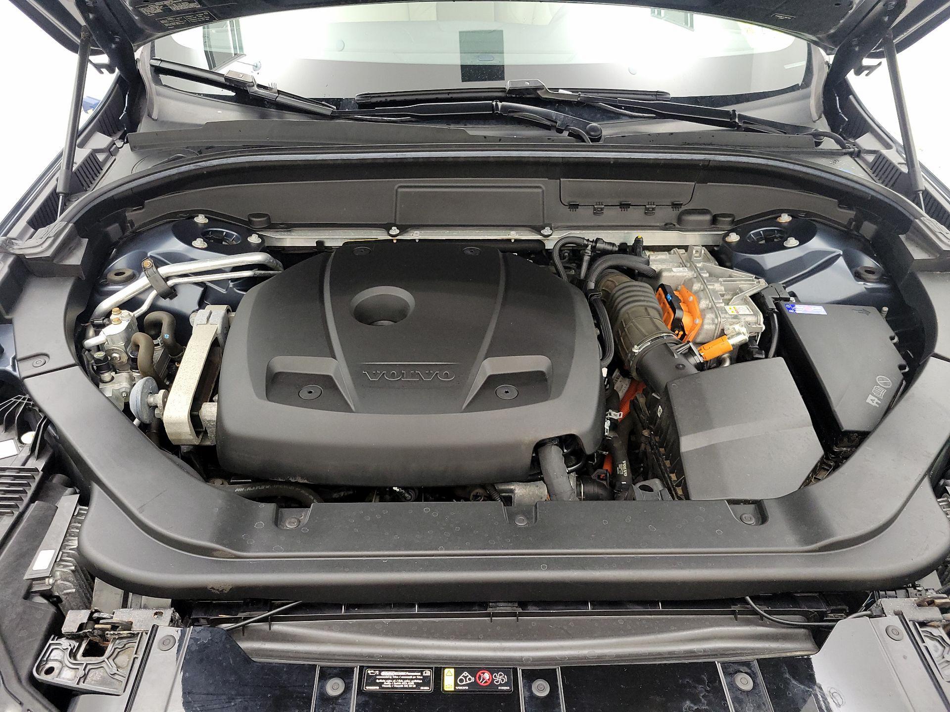 Thumbnail: 2018 Volvo XC60 - 20