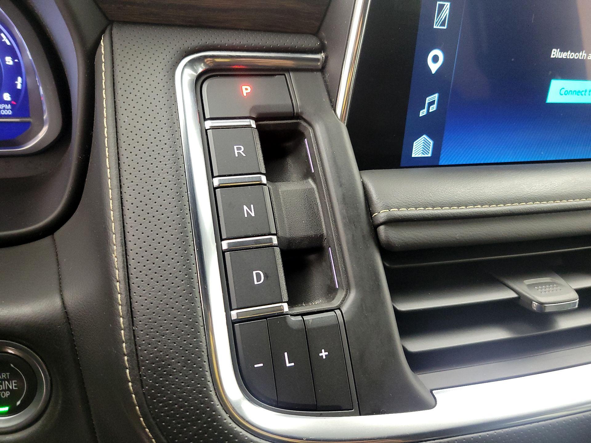 Thumbnail: 2023 Chevrolet Tahoe - 18