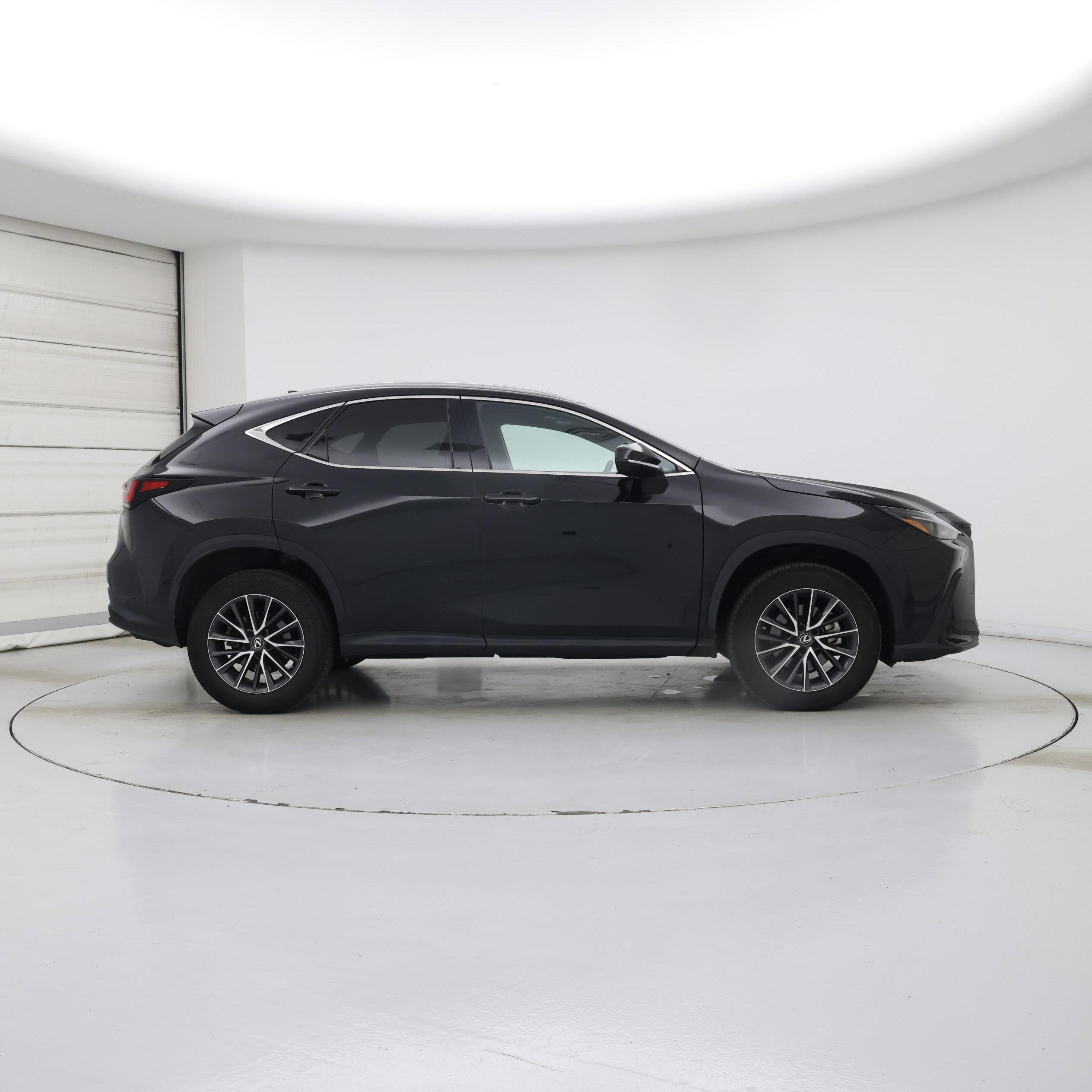 Thumbnail: 2023 Lexus NX - 7
