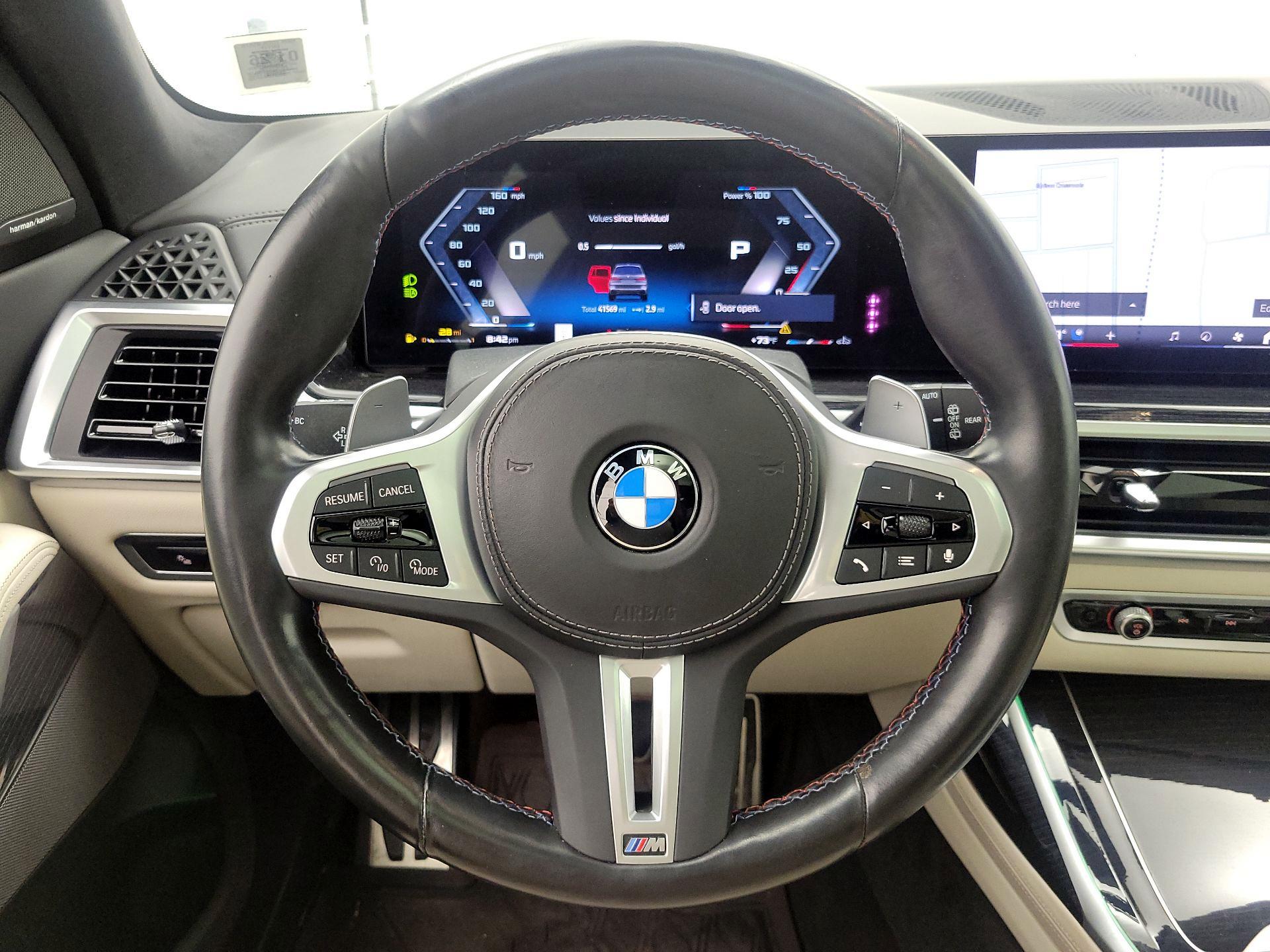 Thumbnail: 2024 BMW X7 - 10