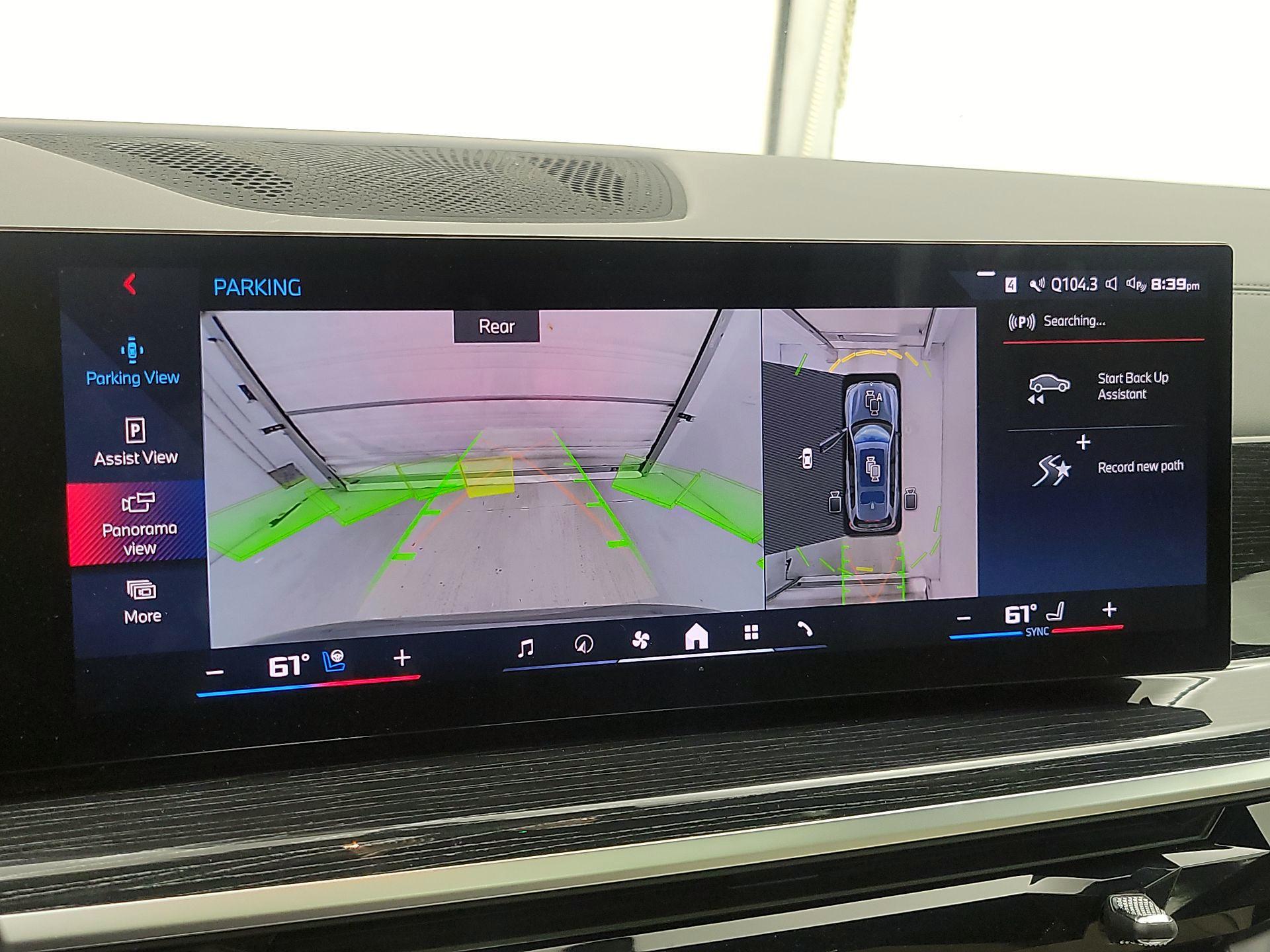 Thumbnail: 2024 BMW X7 - 15