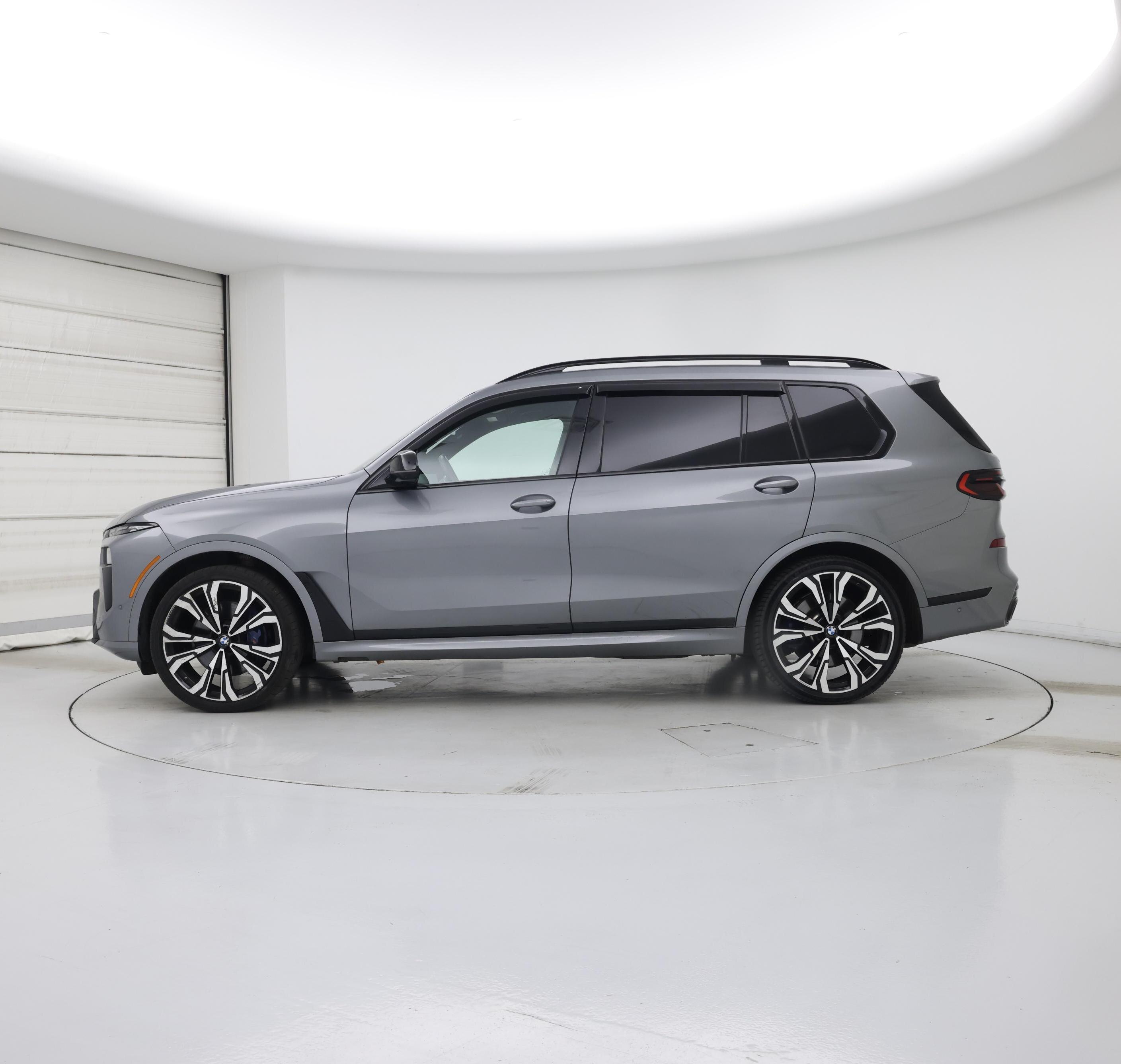 Thumbnail: 2024 BMW X7 - 3